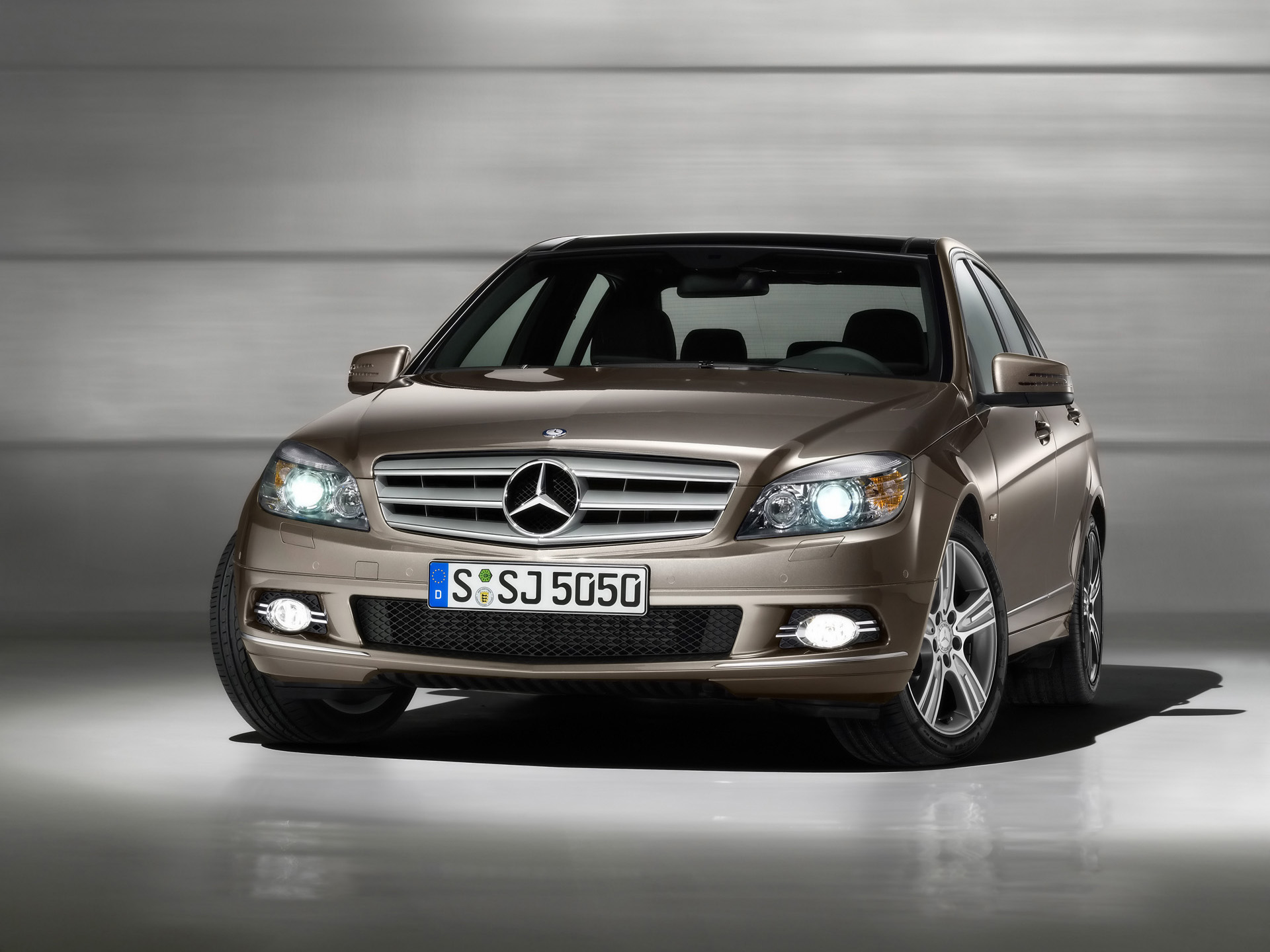 C Class front wallpaper. C Class