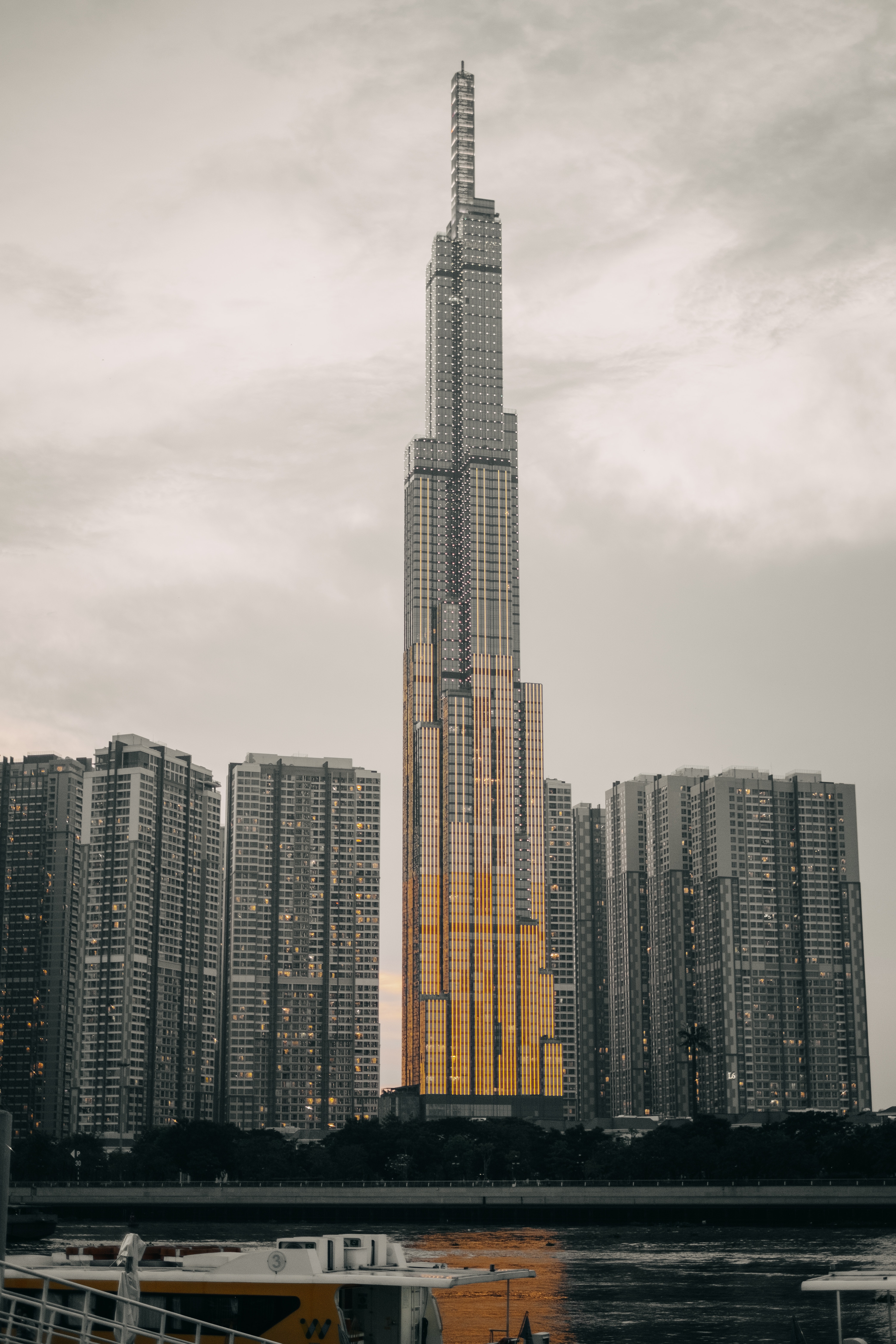 Landmark 81 Photo, Download The BEST
