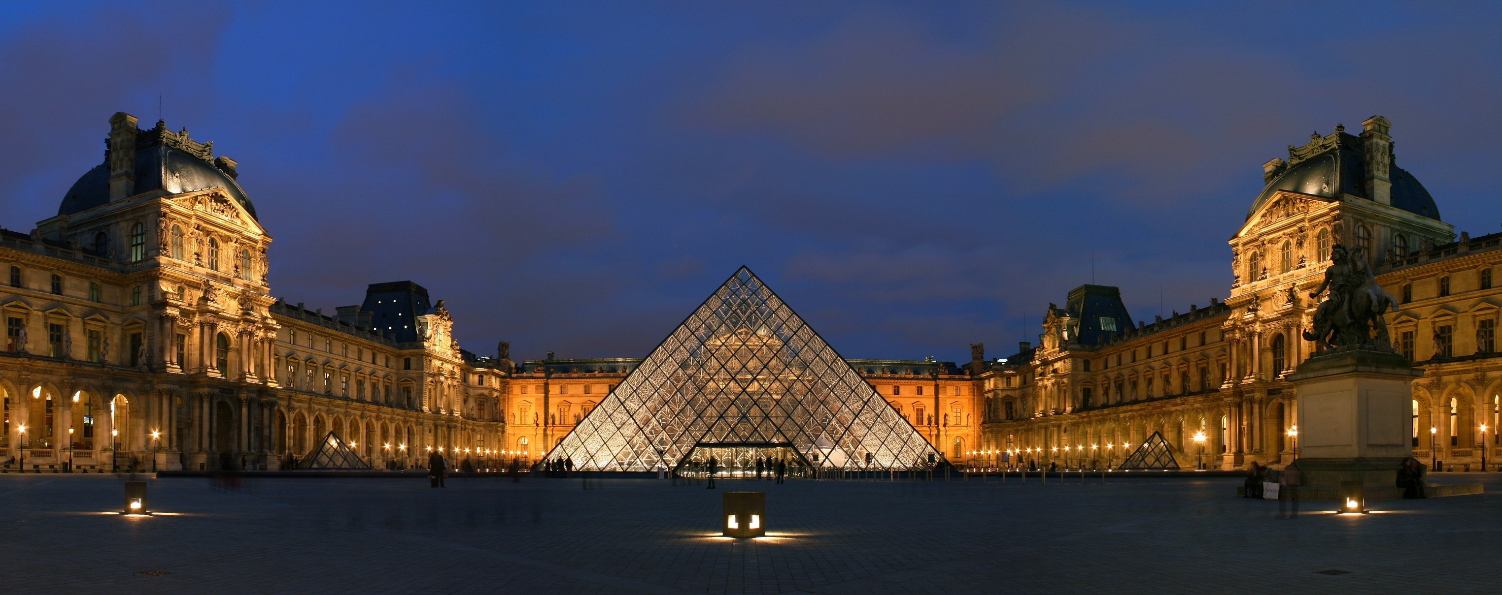 Free download The Louvre Paris France