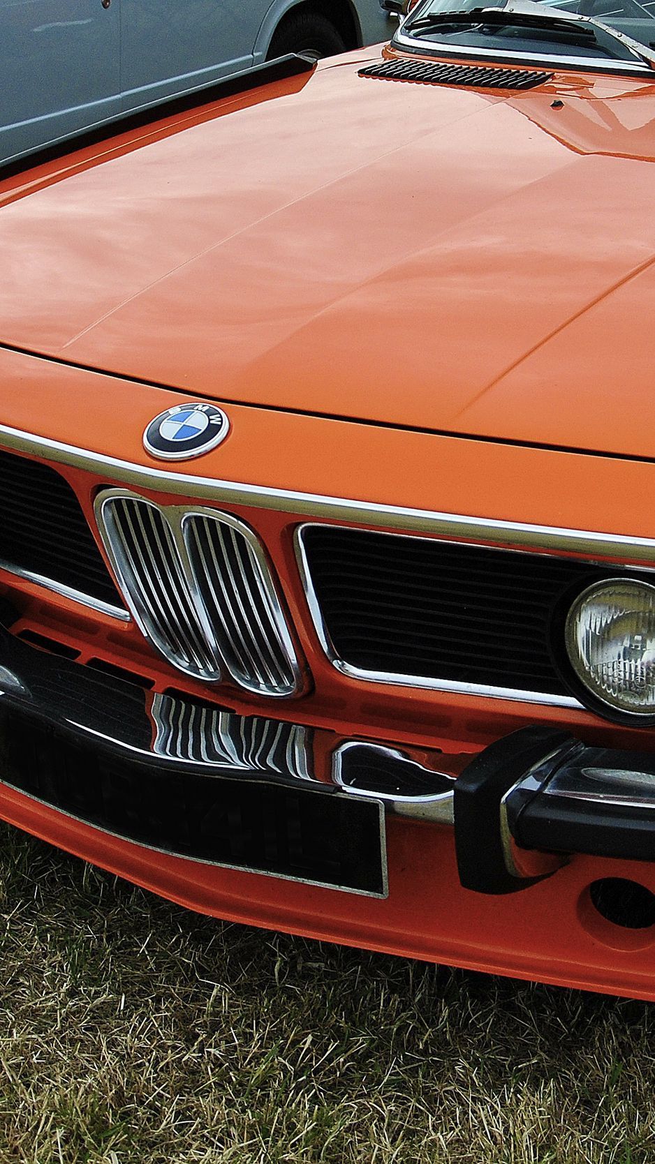 BMW Retro iPhone Wallpaper Free