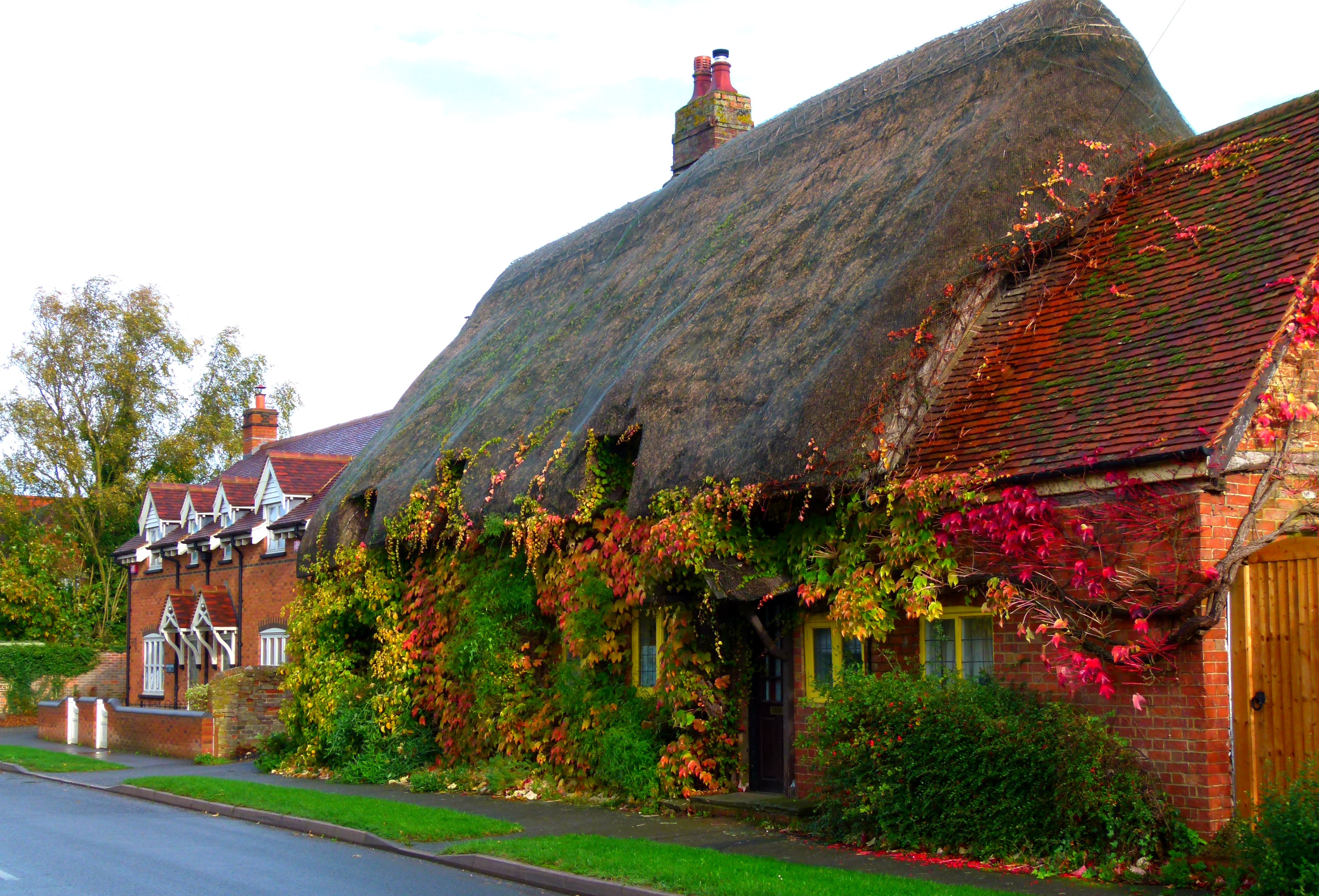 Cottage England Fall Foliage House Man