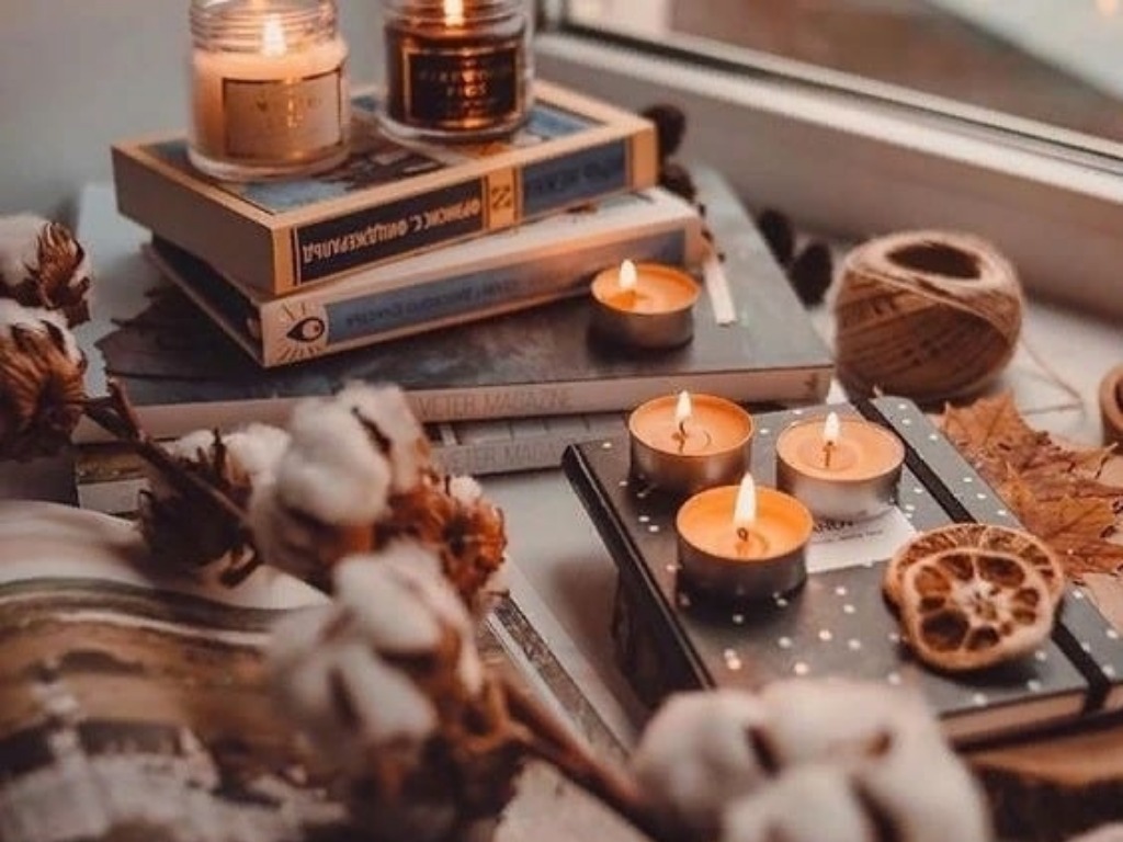 Make The Perfect DIY Fall Candles