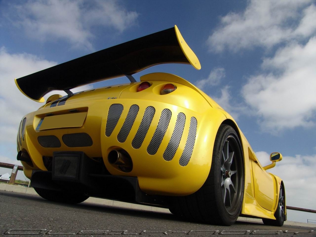CARZ WALLPAPERS Ascari A10