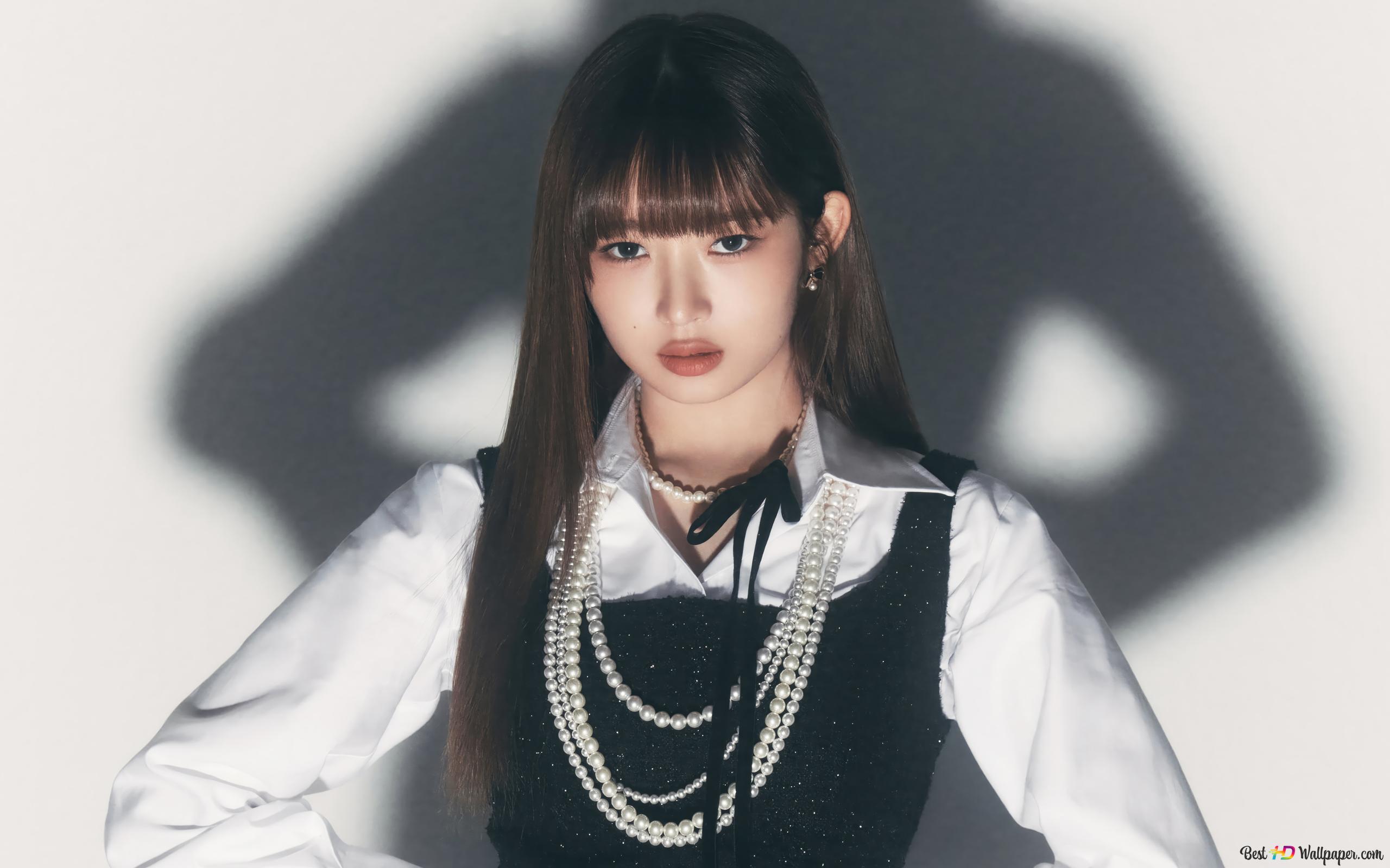 Rei from IVE (Kpop Band) Am MV