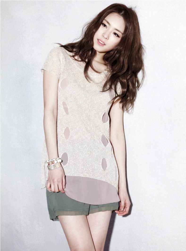 Nao Kanzaki and a few friends: Lee Yeon