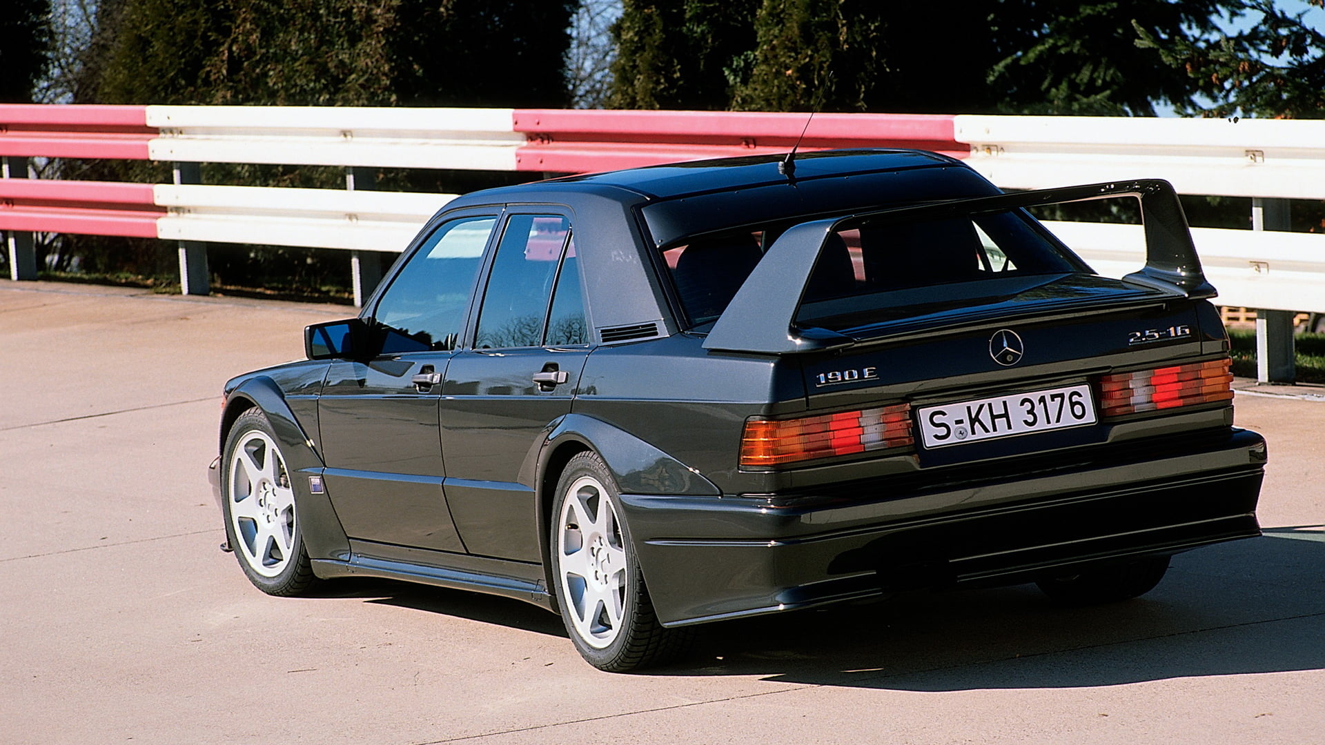 Mercedes 190E 2.5