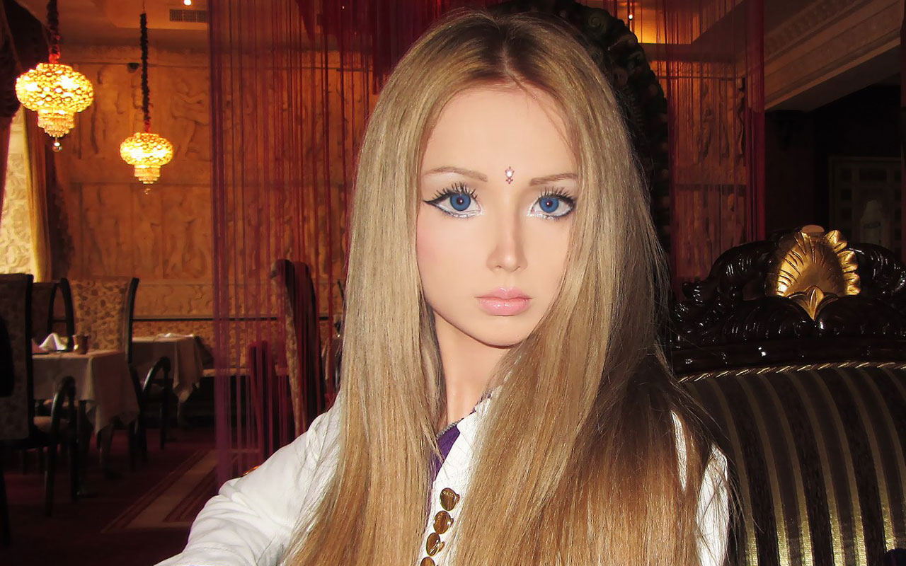 Free download Real Life Barbie Valeria
