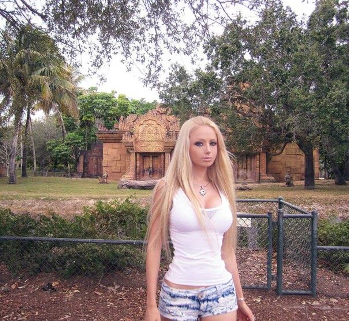 Valeria Lukyanova Wallpapers - Wallpaper Cave
