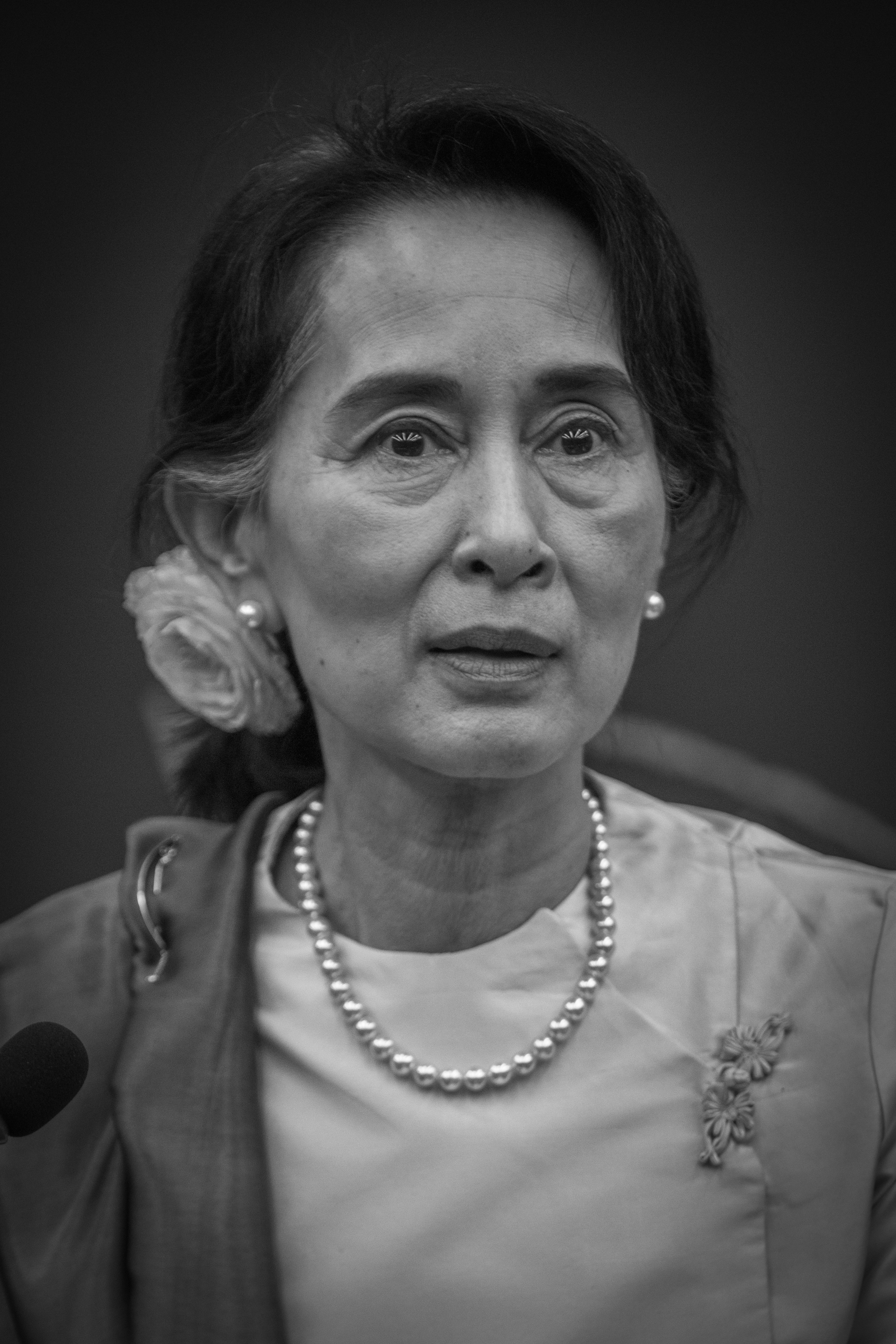 Aung San Suu Kyi image photo and drawings
