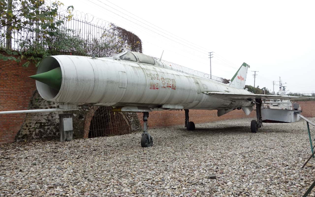 Shenyang J 8, Specs, Photo Gallery, History