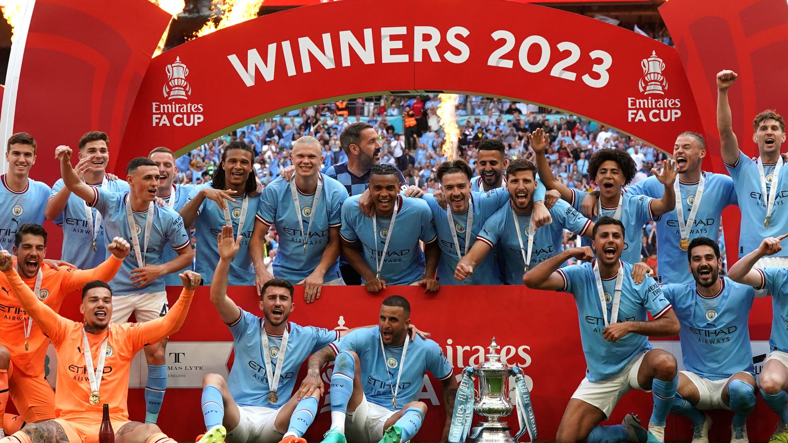 Manchester City beat Manchester United to lift FA Cup and close in on historic Treble