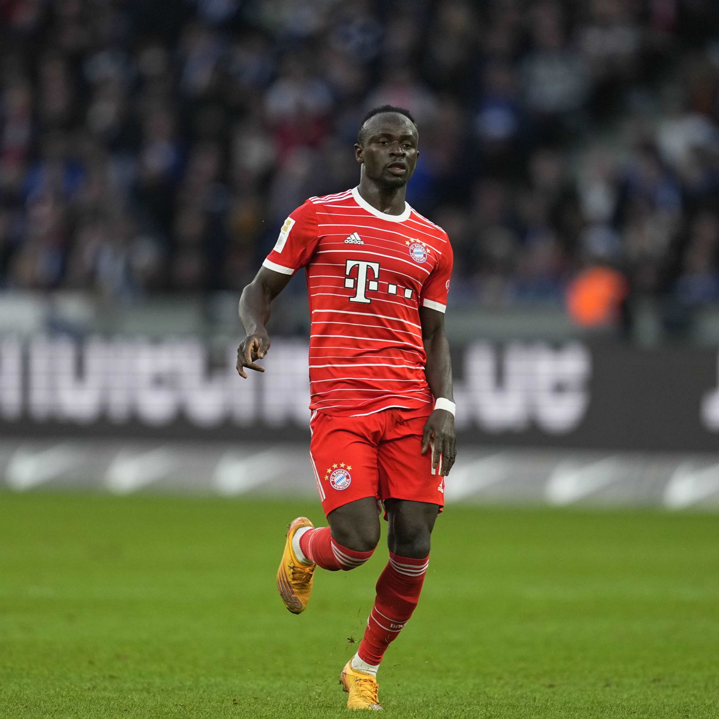 Bayern Munich's Sadio Mané is running again! Football Works
