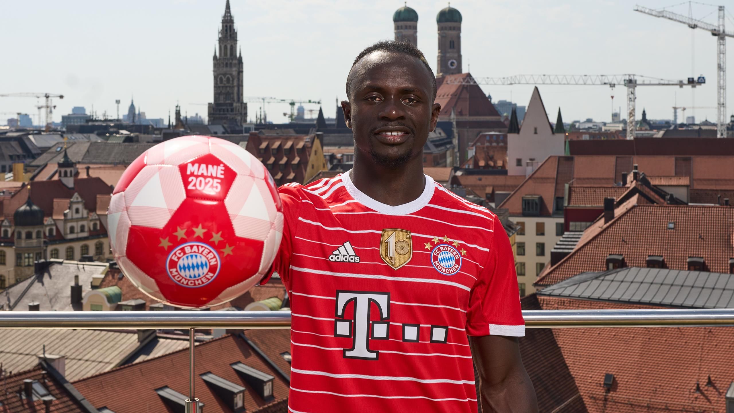 Sadio Mane Joins Bayern Munich From Liverpool On A Three Year Contract For £35m 'The Right Time For This Challenge'