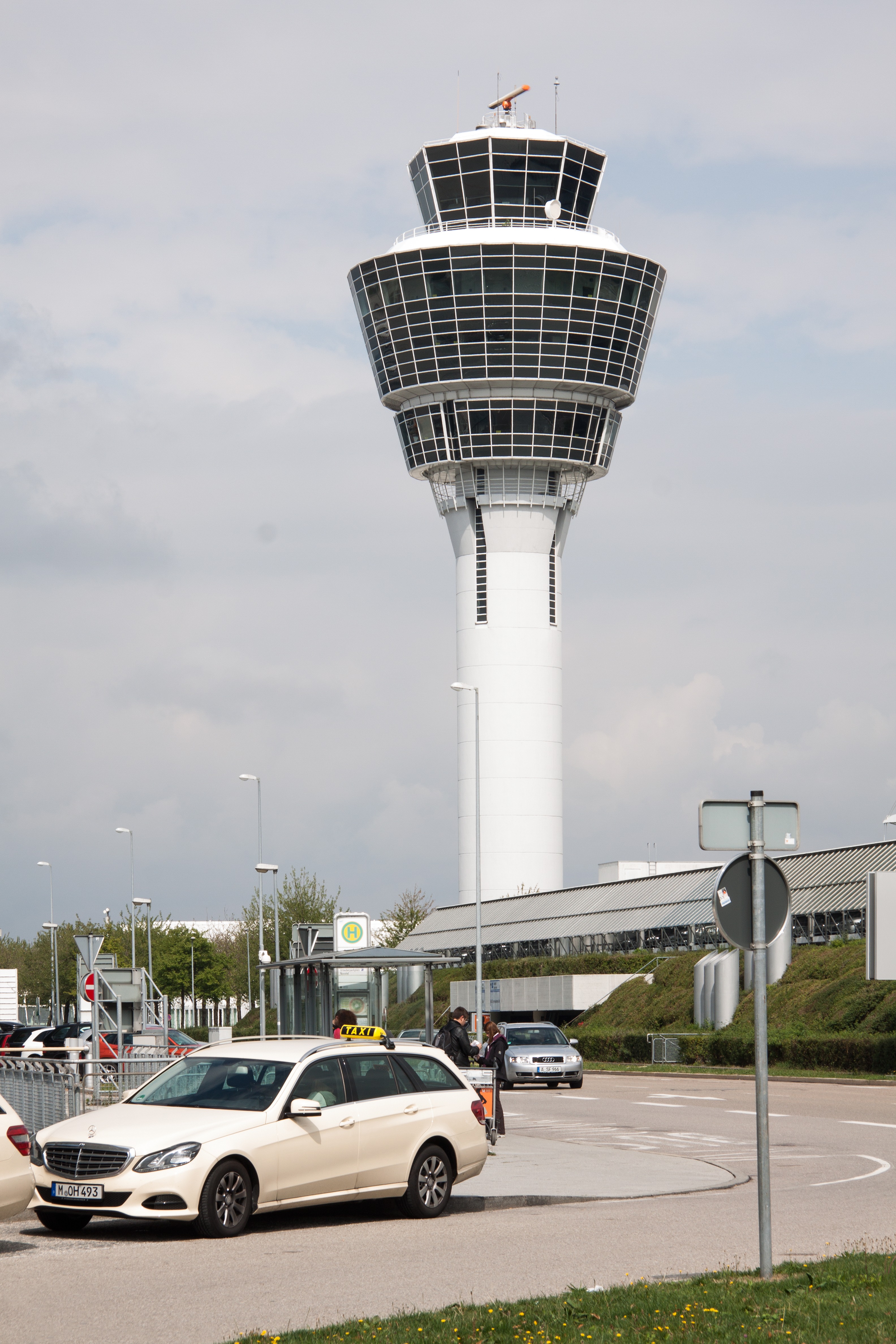 Wallpaper / outdoors, control tower, fuel and power generation, international, travel, building exterior, land vehicle, car, road, transportation, luxury, munich, street free download