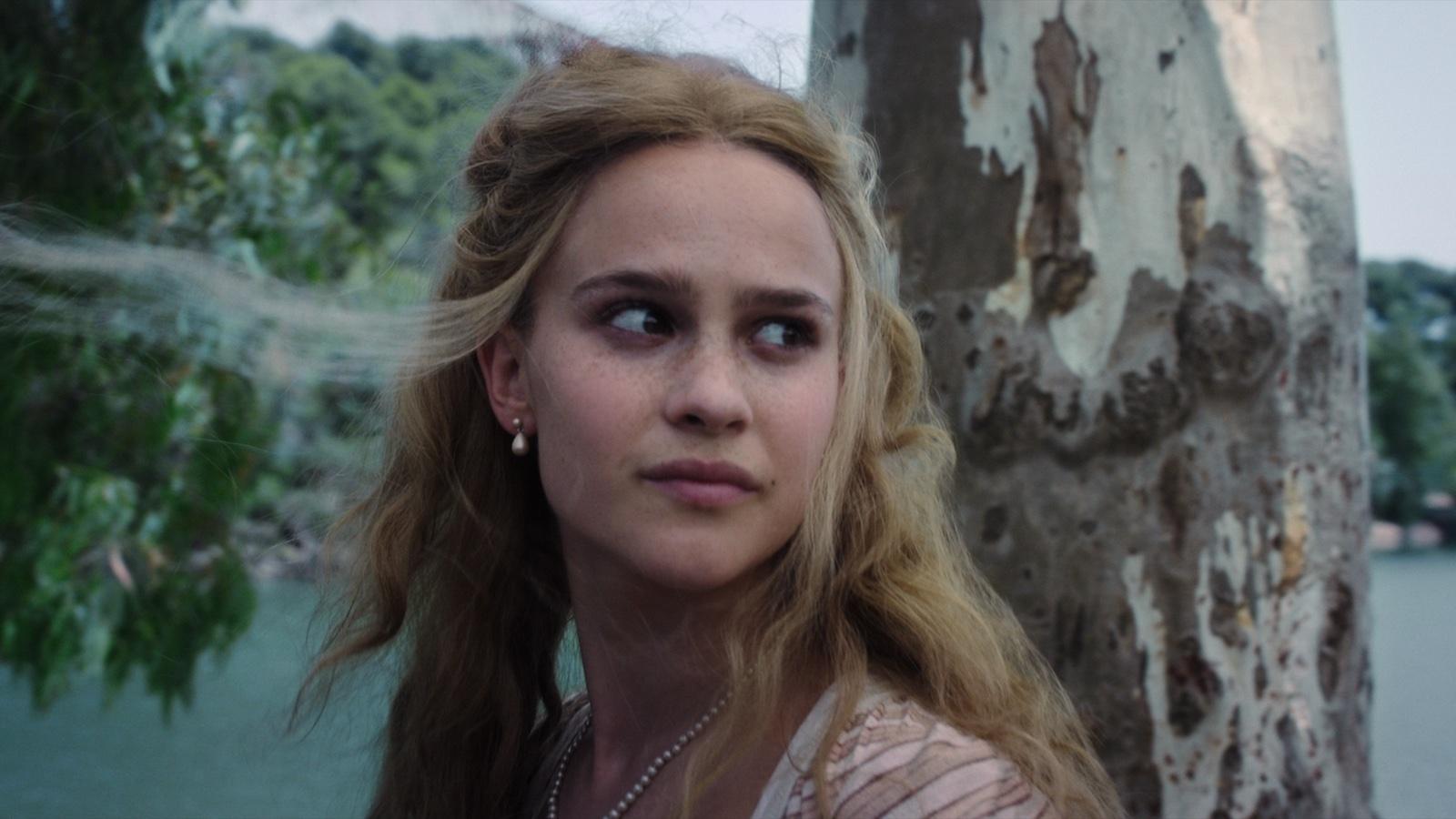 Black Mirror S6: Mazey Day cast & characters