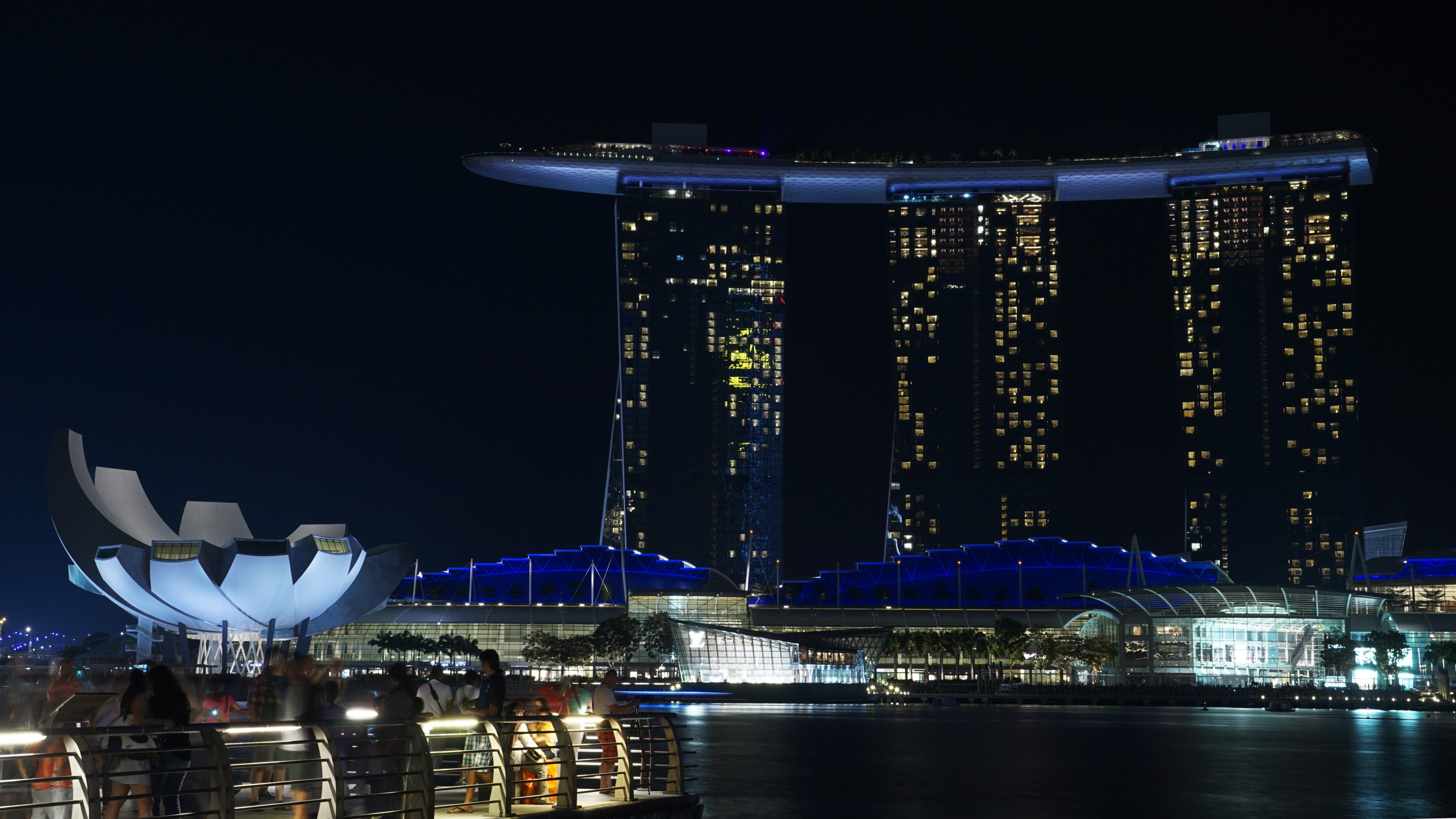 Wallpaper / singapore night marina asia hotel architecture 4k wallpaper free download
