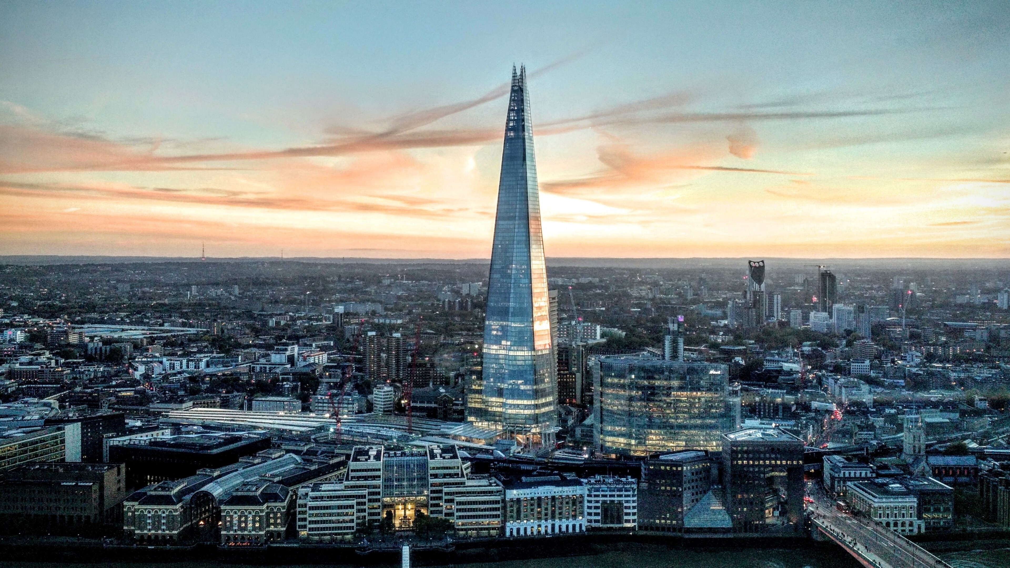 The Shard Skyscraper in London England 4K Wallpaper