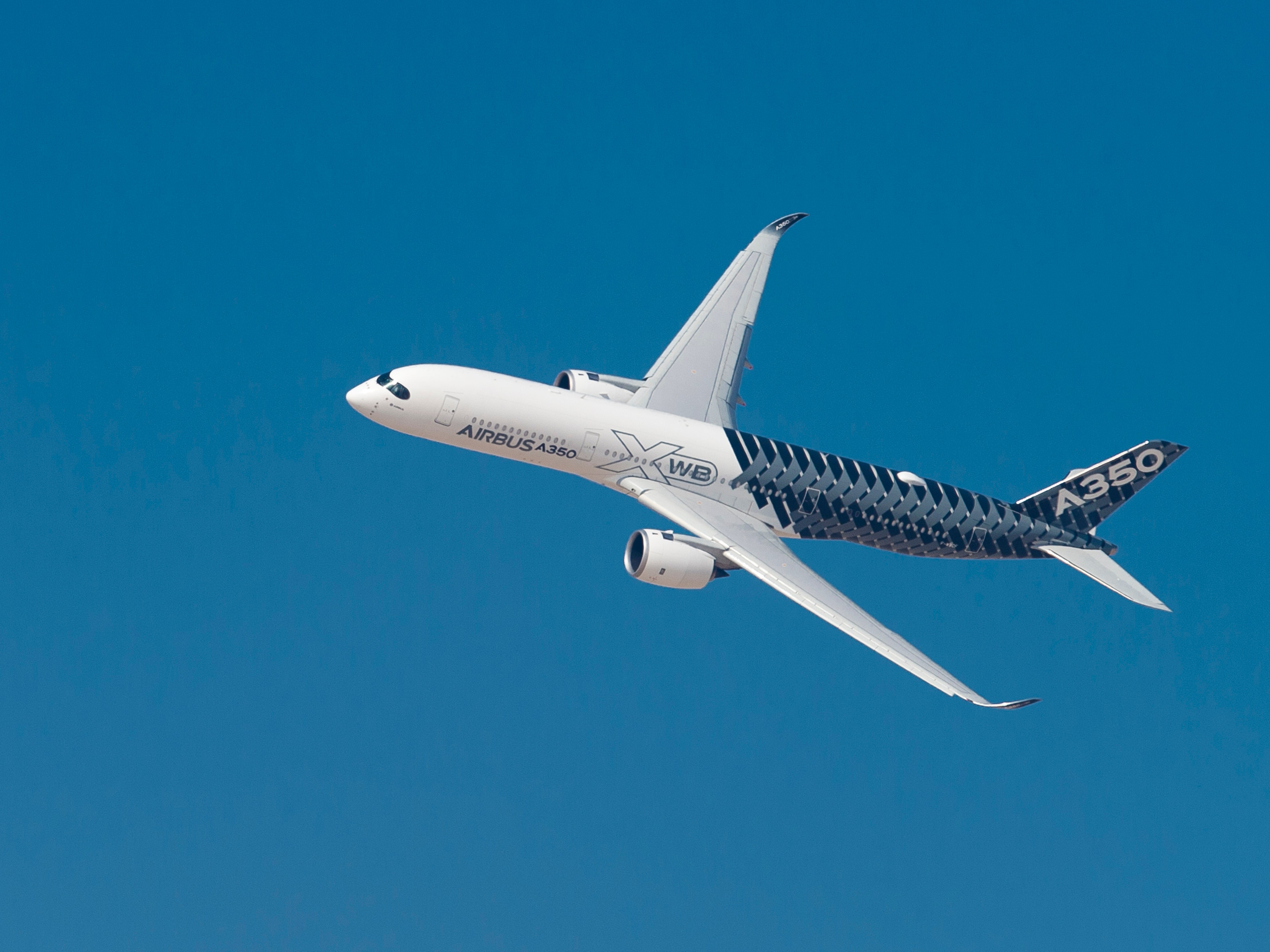 The Airbus A350 and Boeing 787 Will Make Flying Fun Again. Condé Nast Traveler