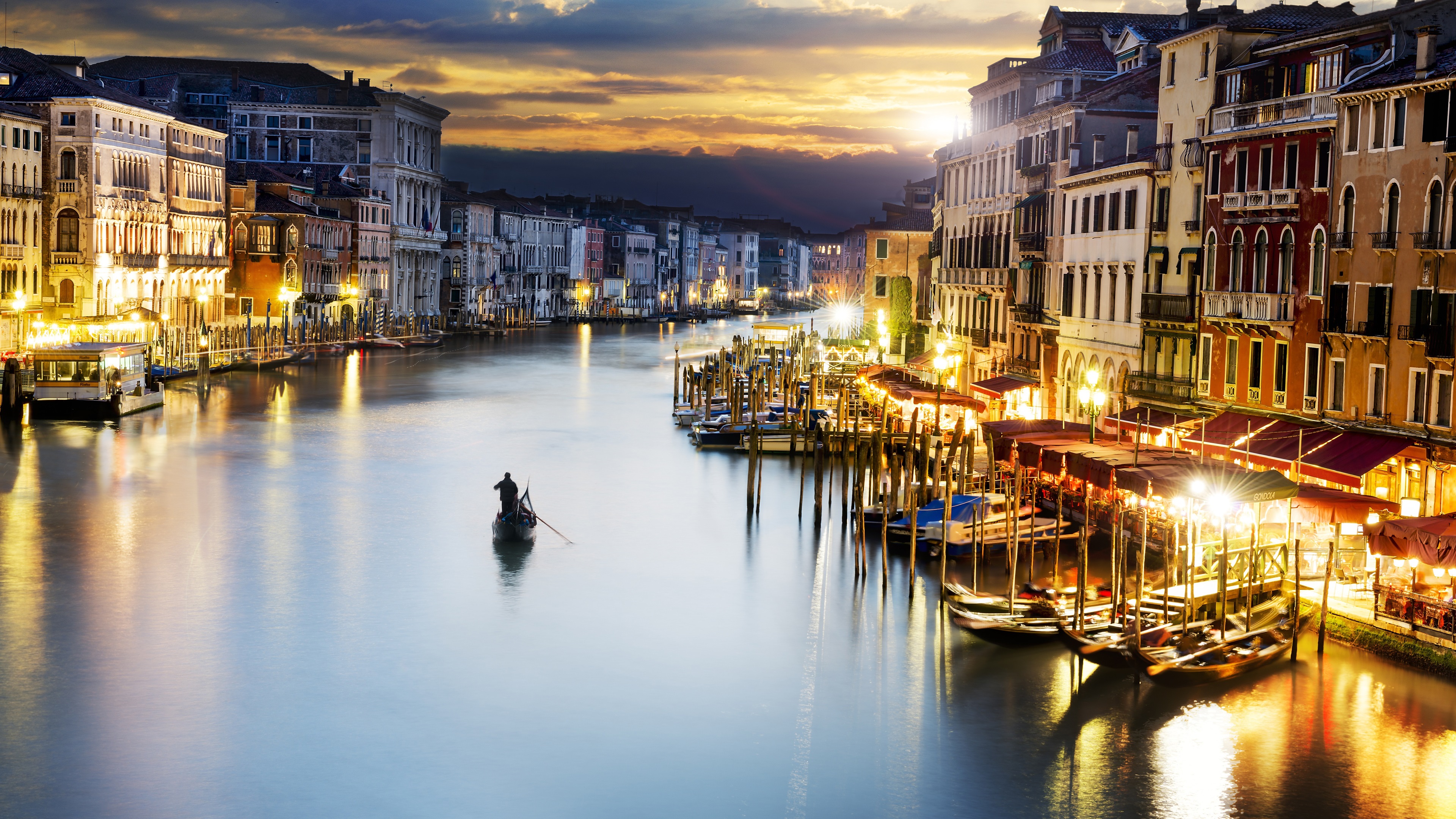 Wallpaper Venice, Italy, city, evening, buildings, illumination, river, boats 3840x2160 UHD 4K Picture, Image