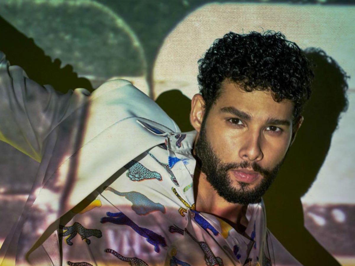 Bunty Aur Babli's Siddhant Chaturvedi Speaks On Nepotism In Bollywood, Thanks Zoya, Farhan