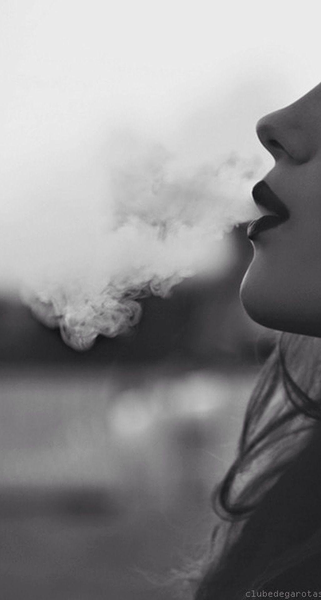 Smoking girl Wallpaper Download
