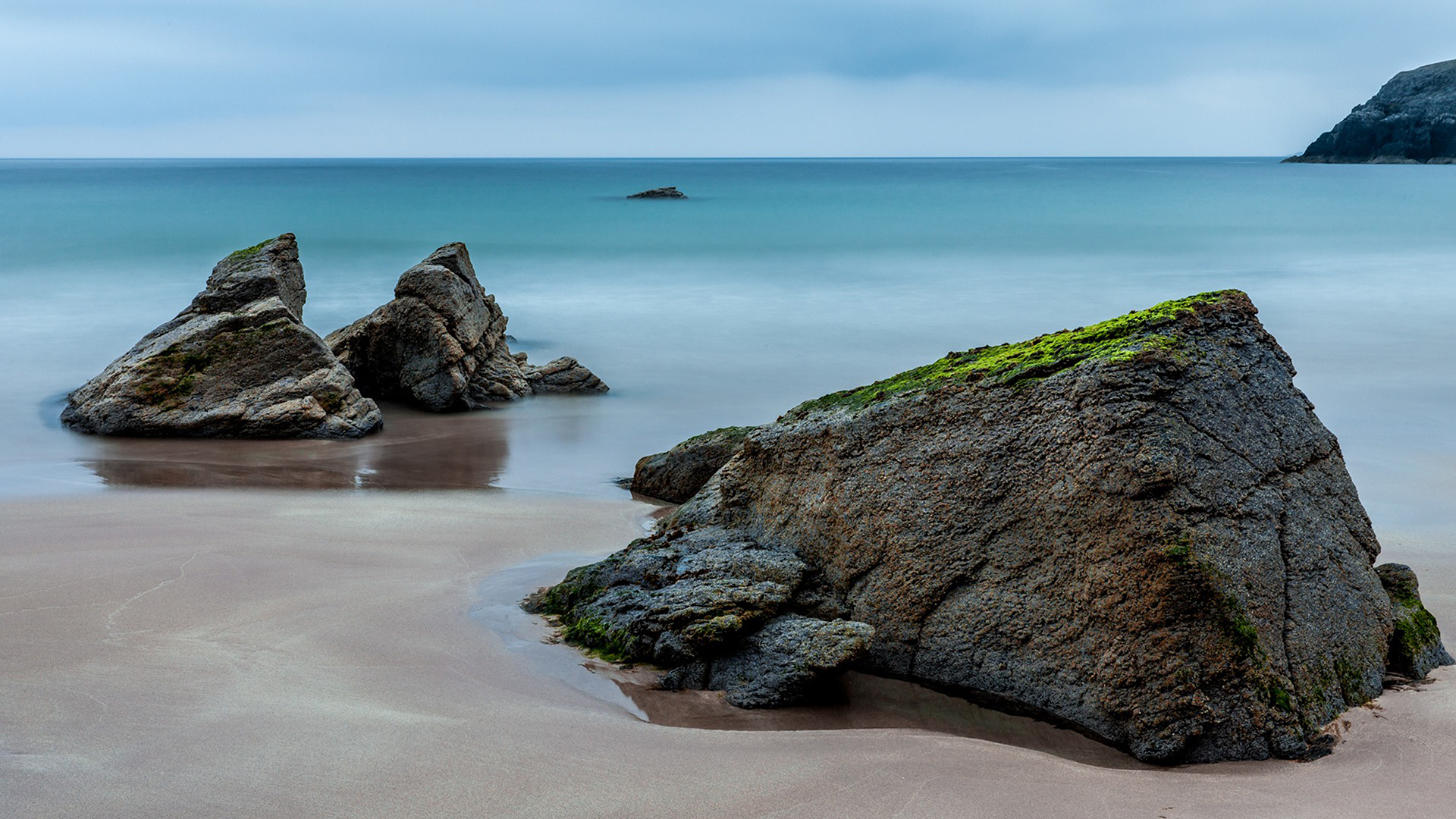 Sea Rocks Wallpaper For Chromebook