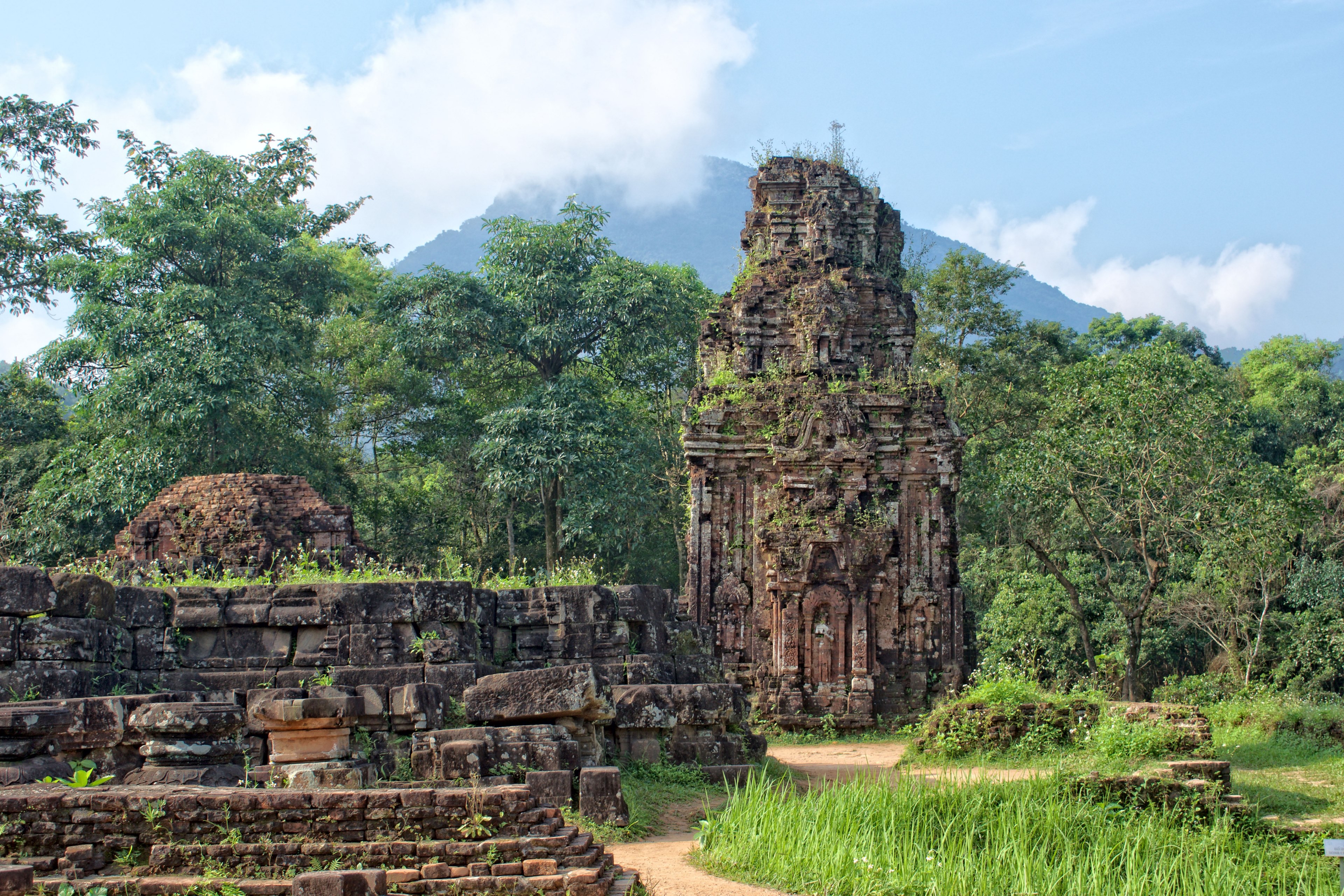 Wallpaper / ruins at my son vietnam 4k wallpaper free download
