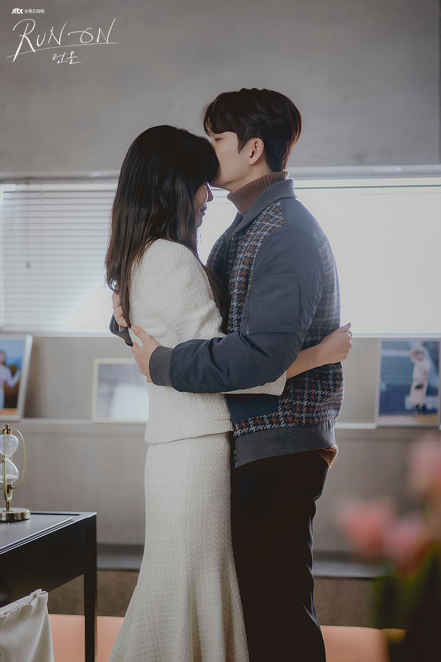 Run On Episode .16 (TV Episode 2021)