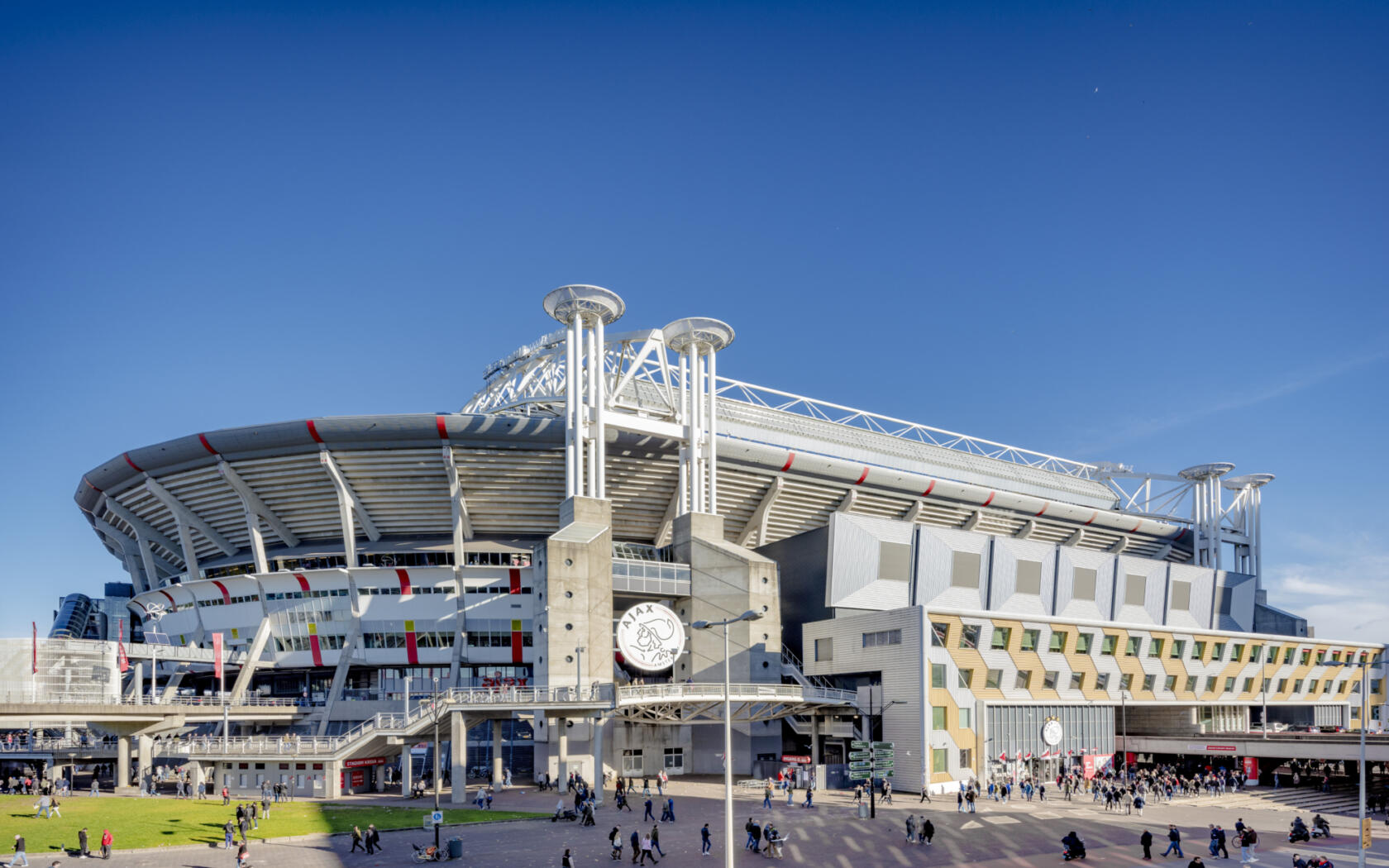 Johan Cruijff ArenA. Amsterdam's Johan Cruijff ArenA partners with
