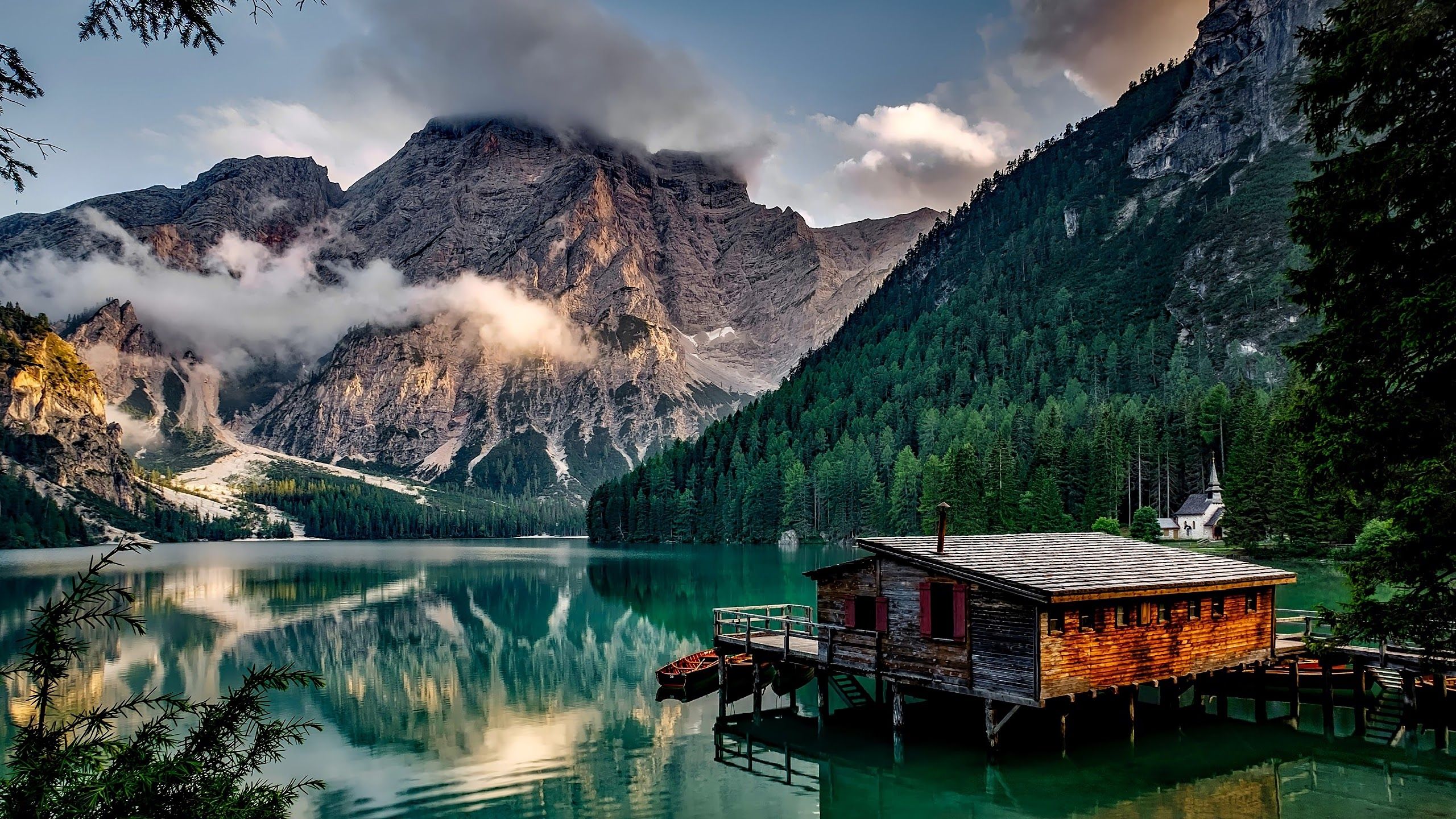 4K Cabin Wallpaper