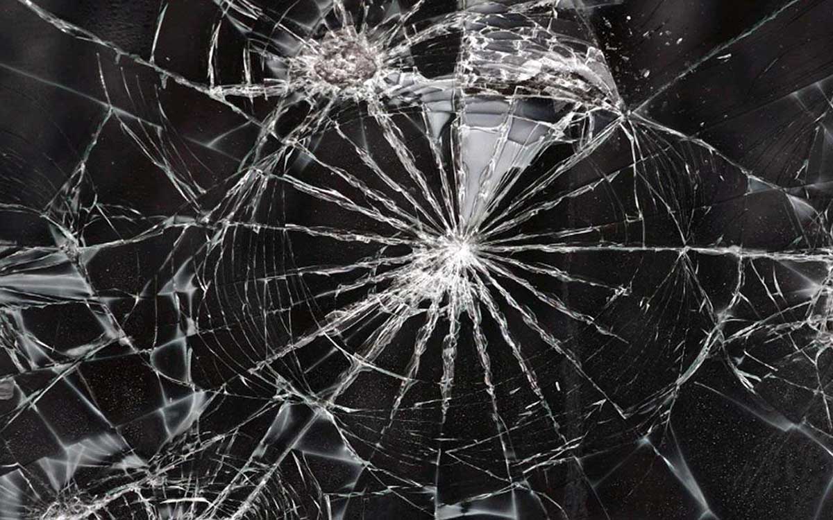 Broken Screen Wallpaper HD (Android IPhone Windows PC)