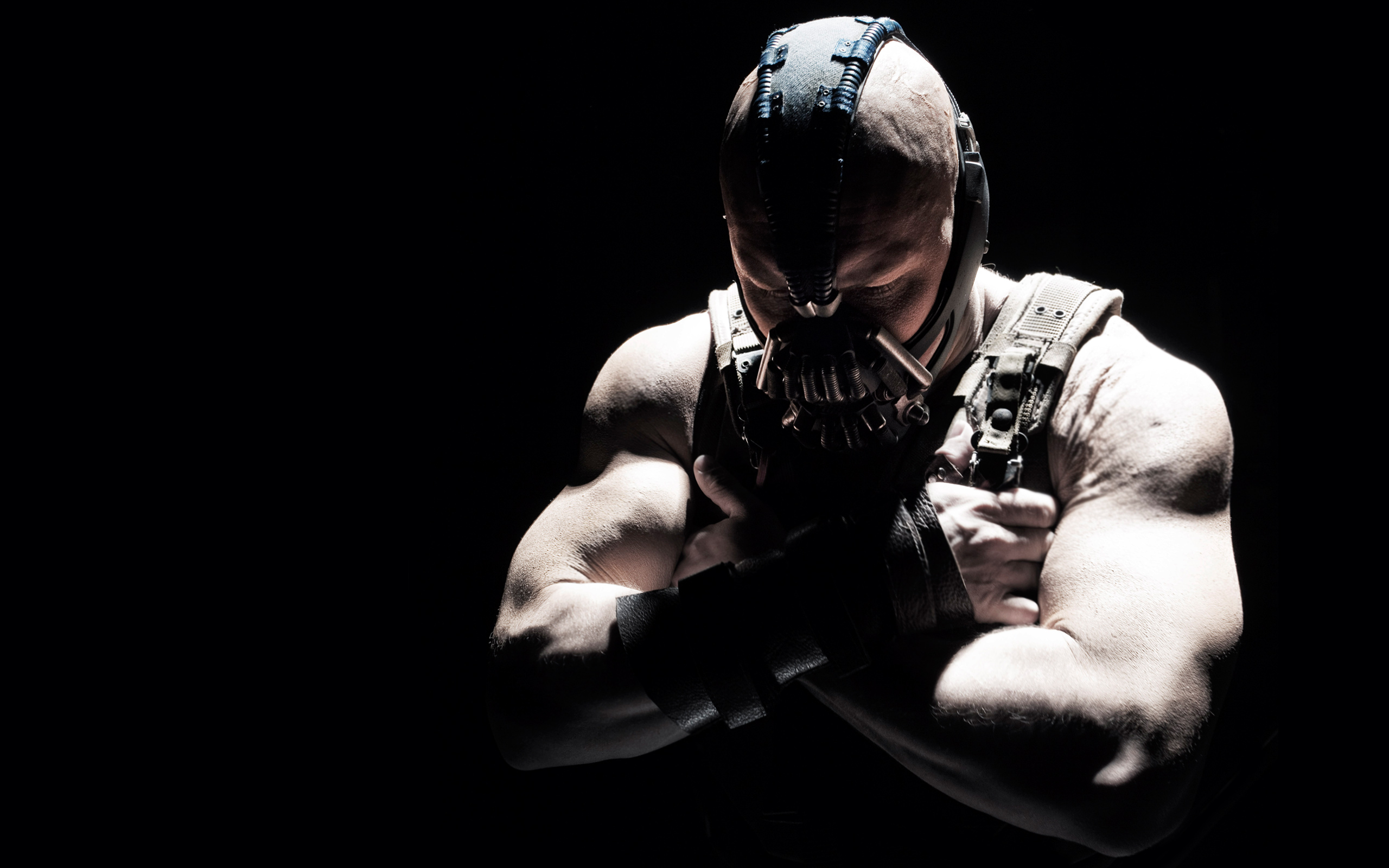 Tom Hardy in The Dark Knight Rises HD wallpaper