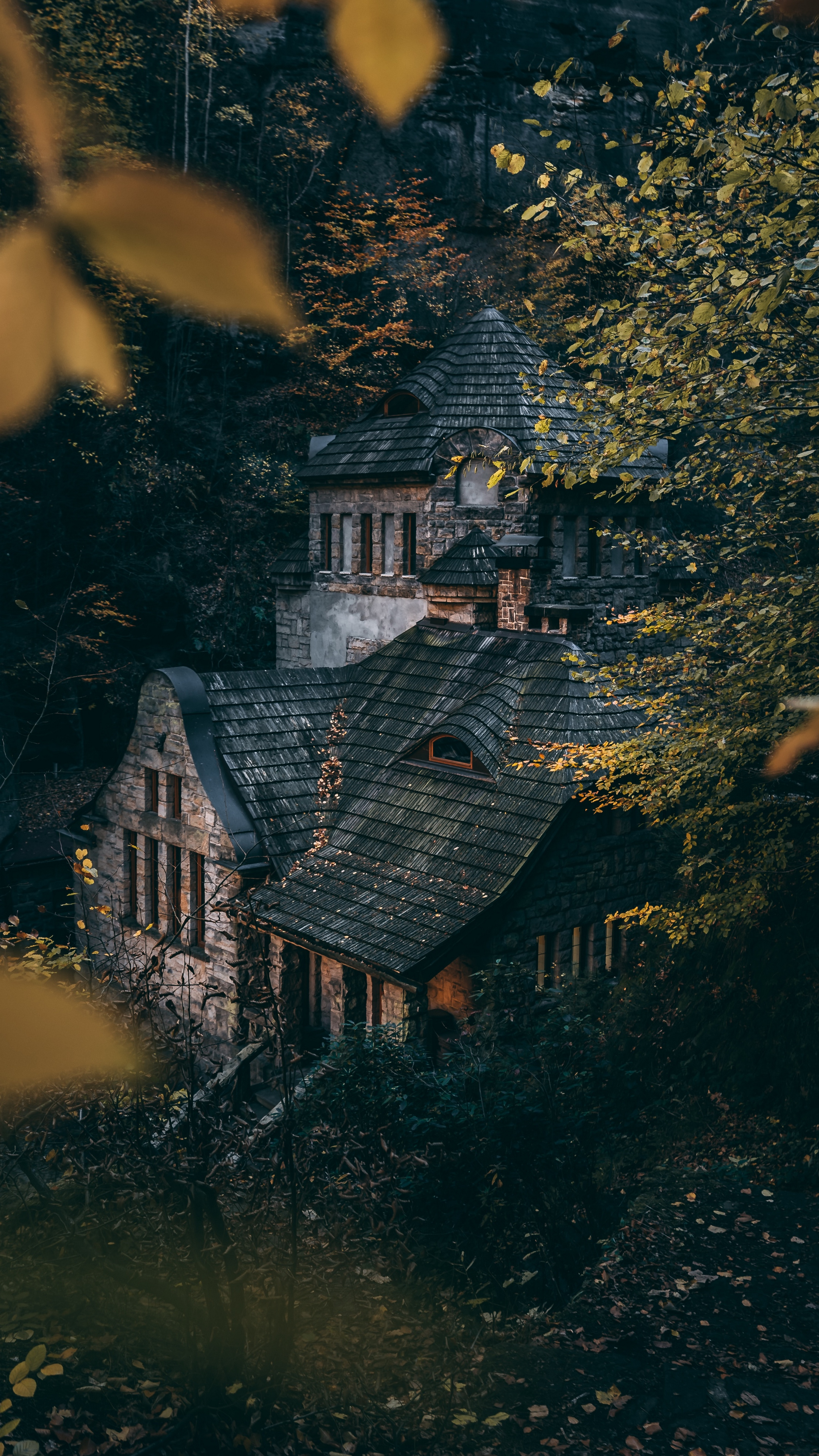 Old house Wallpaper Download