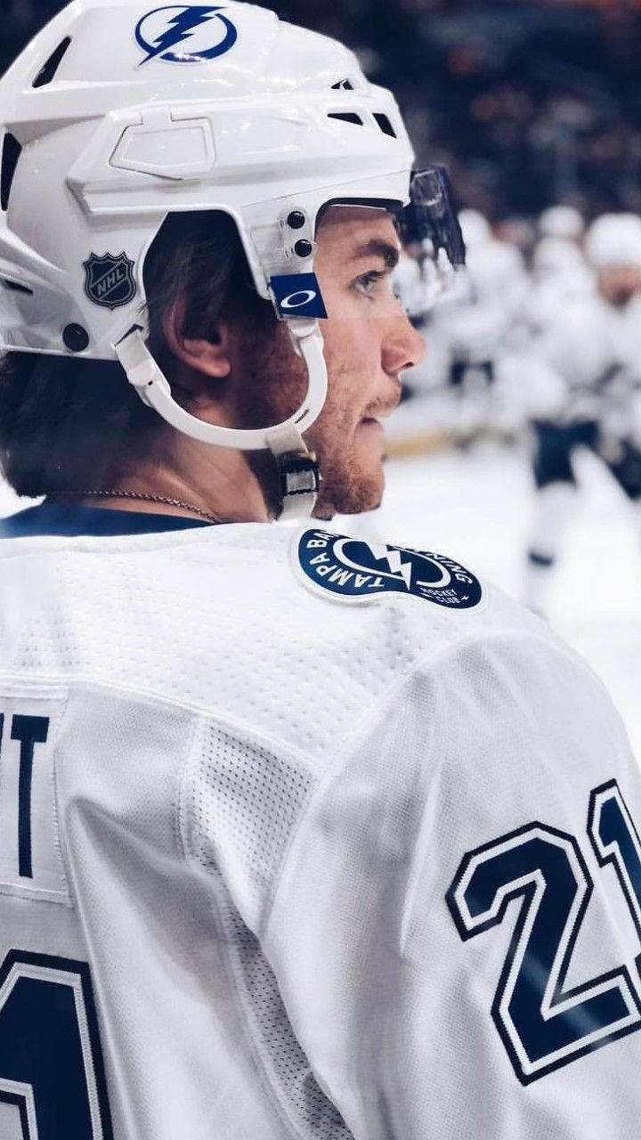 Download Brayden Point Tampa Bay Lightning Number 21 Wallpaper