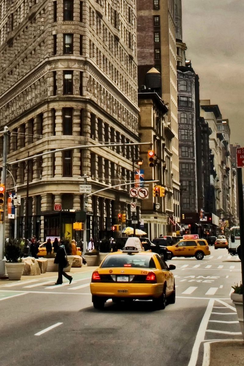 Download Wallpaper 800x1200 New York, City, Building, Street, Cars, Traffic Iphone 4s 4 For Parallax HD Background
