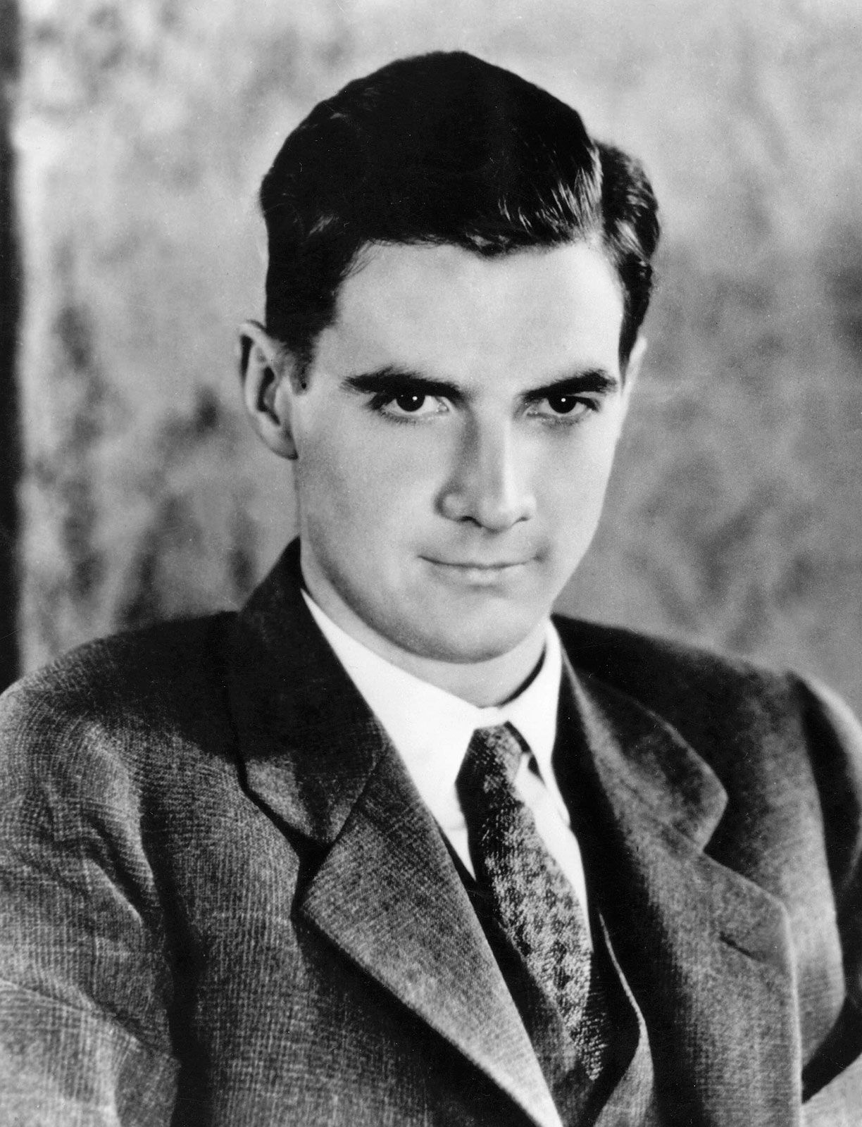 Howard Hughes. Biography & Facts