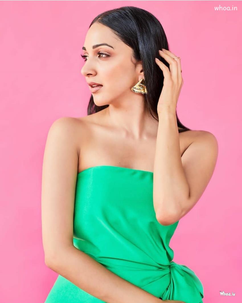 Kiara Advani In Green Dress HD Image For Wallpaper
