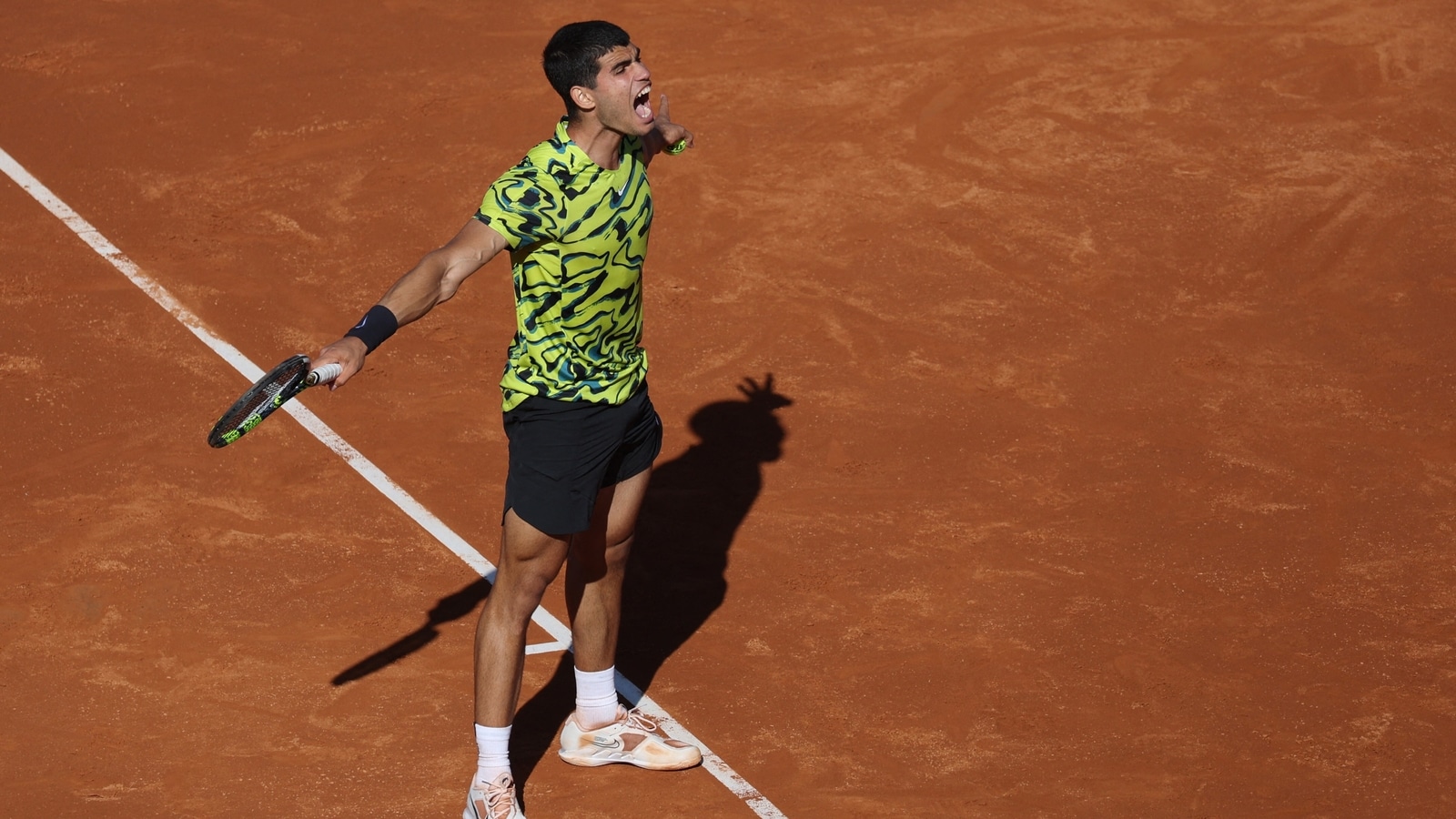 Carlos Alcaraz goes for Spanish double, No. 1 spot at Madrid Open