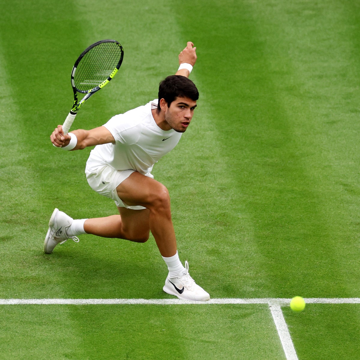 Wimbledon: Carlos Alcaraz has a key ingredient to make him tennis' main showman after Jeremy Chardy win