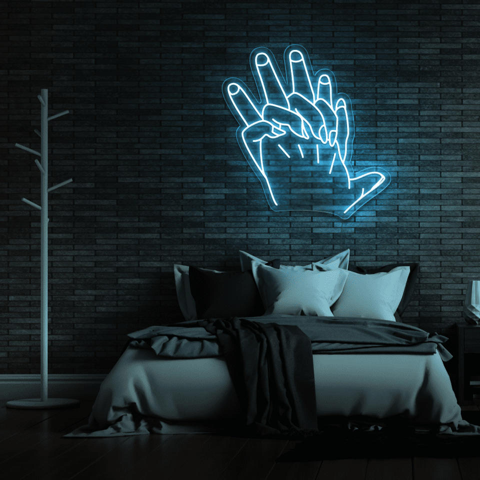 HOLDING HANDS -LED NEON SIGN