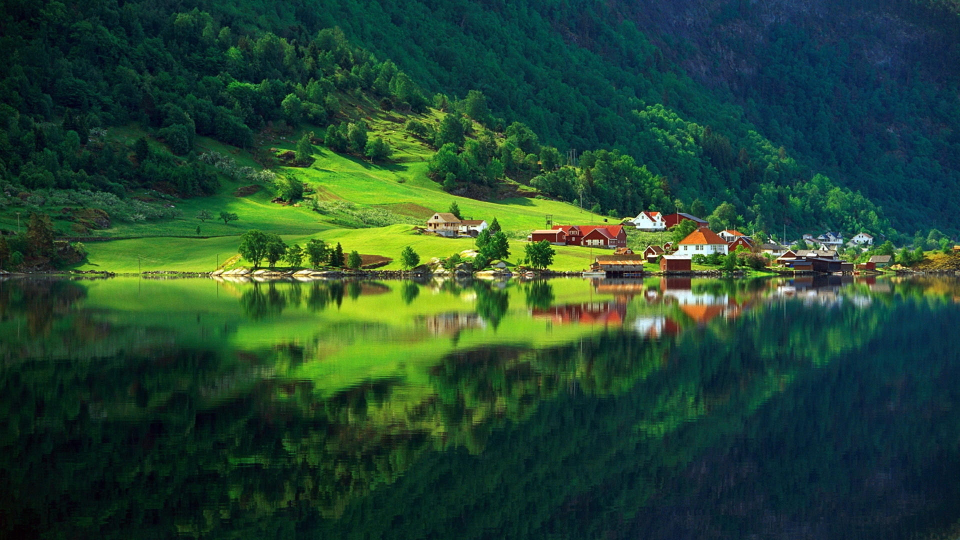 Wallpaper, village, mountain, bottom, lake, home, summer, reflection, protected 1920x1080