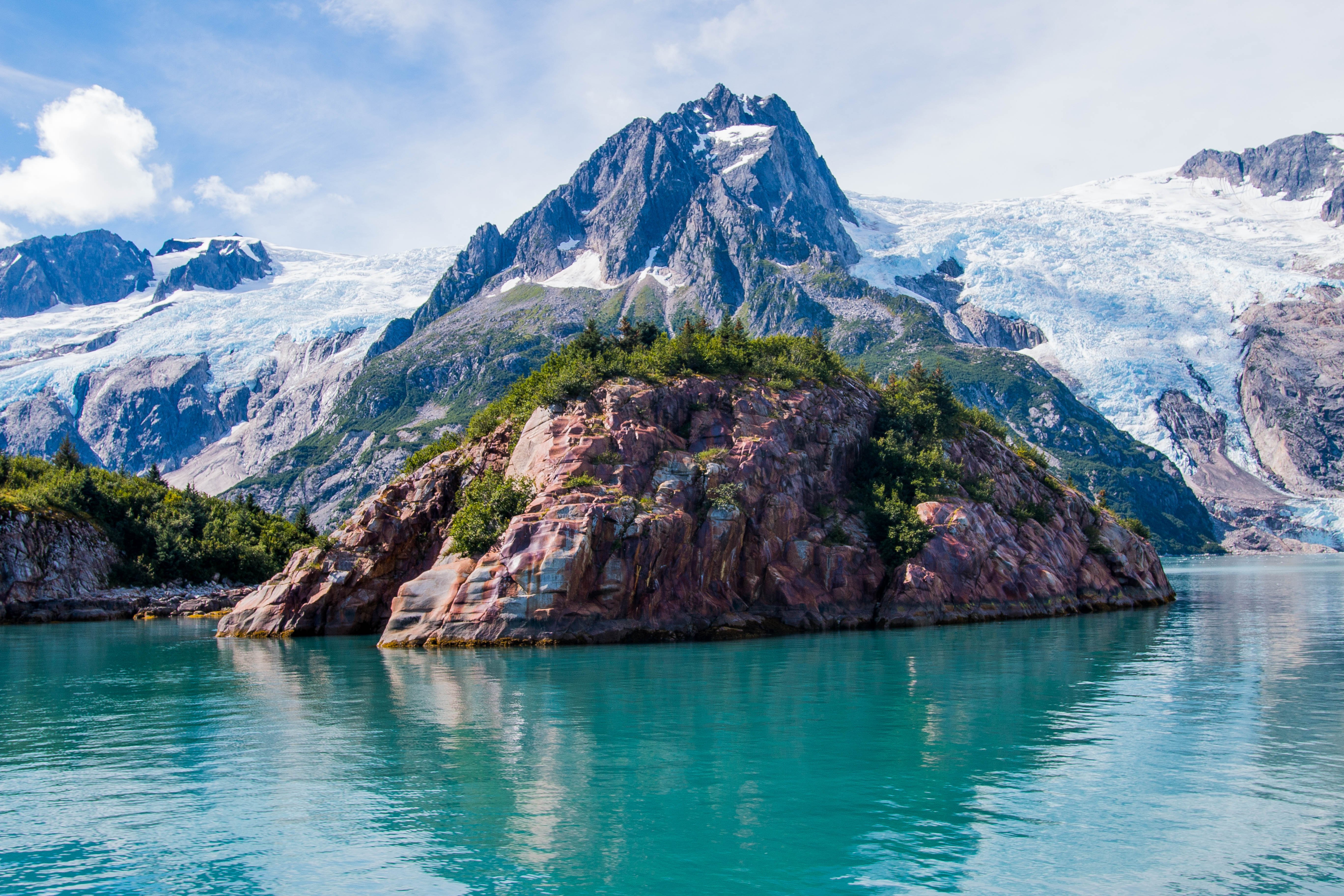 The Impenetrable Beauty of Kenai Fjords National Park Alaska USA 4K wallpaper