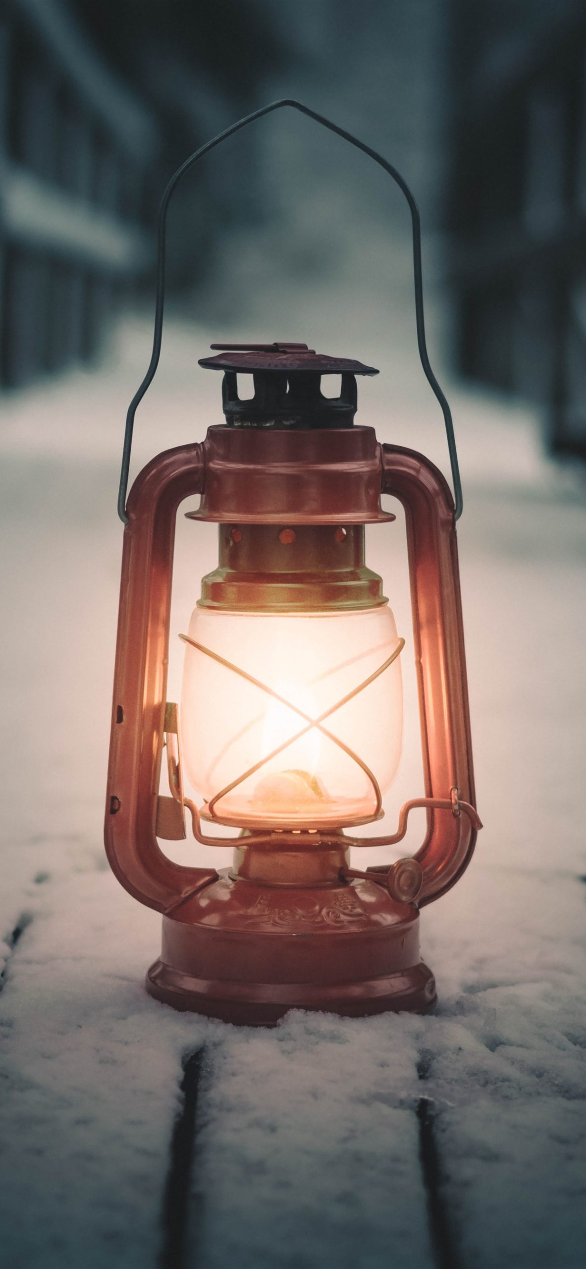 Lock Screen iPhone Wallpaper