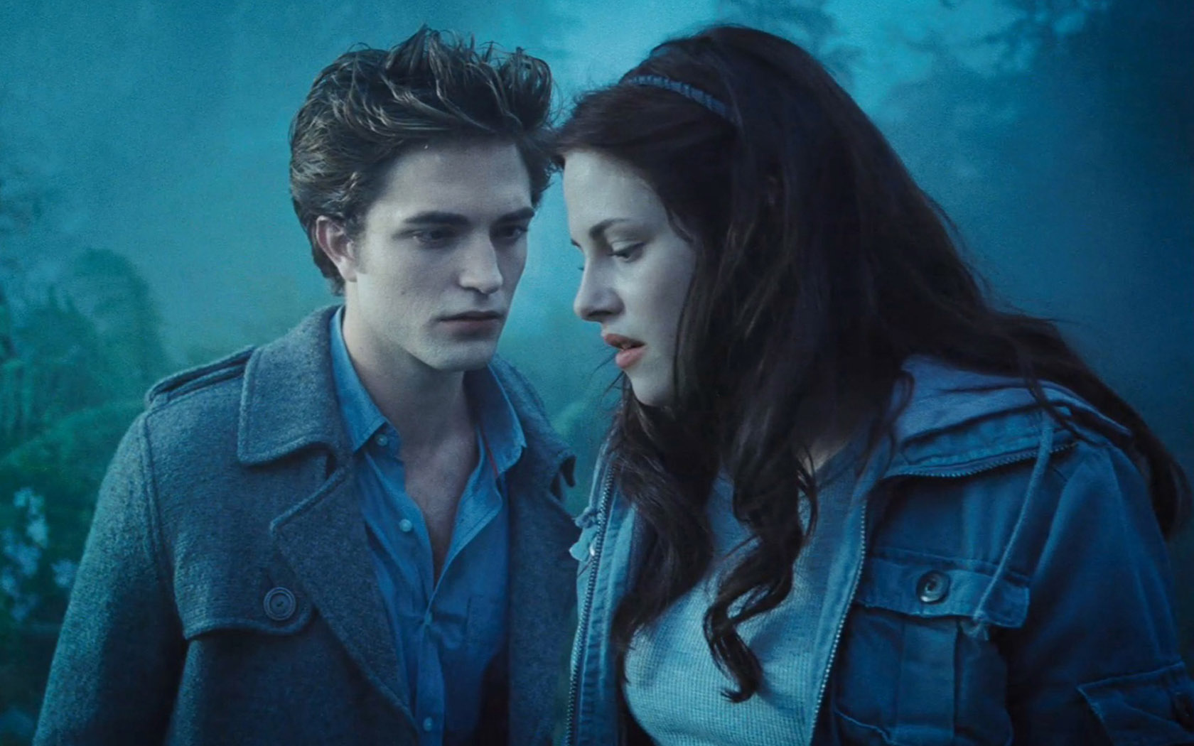 Free download Pics Photo Twilight Wallpaper Free Download Bella Swan [1680x1050] for your Desktop, Mobile & Tablet. Explore Free Twilight Wallpaper. Twilight Princess Wallpaper, Twilight Desktop Background, Twilight Saga Wallpaper