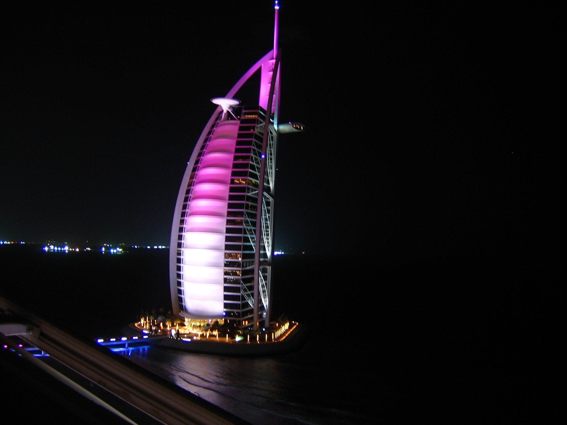 Dubai Seven Star Shine Hotel Night View HD wallpaper