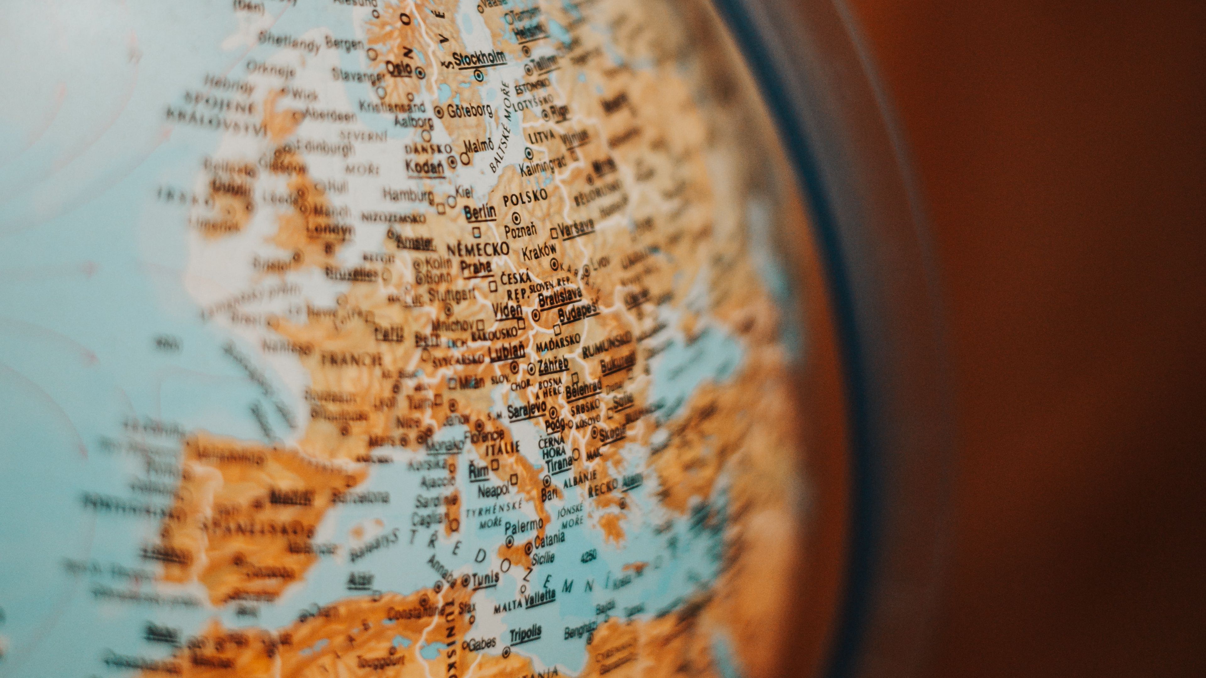 Download wallpaper 3840x2160 globe, geography, earth, map 4k uhd 16:9 HD background