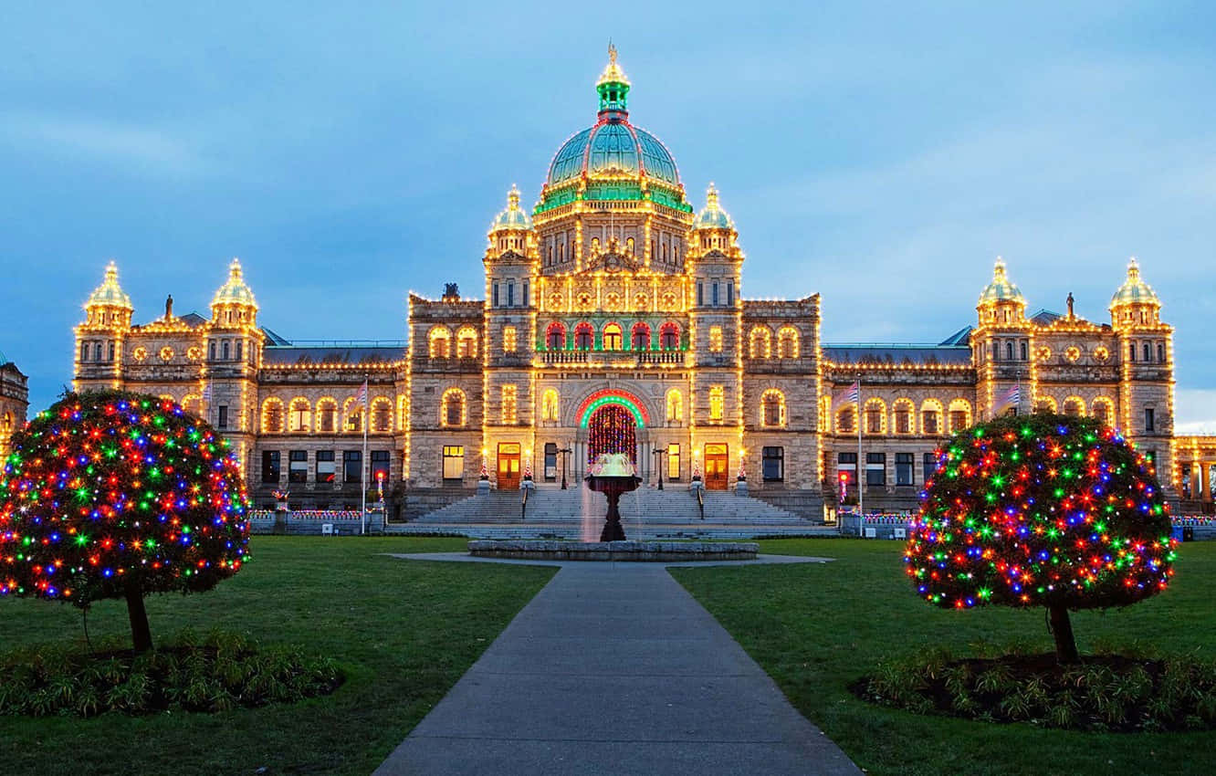 Download Historic Provincial Parliament Buildings in Victoria, Canada Wallpaper