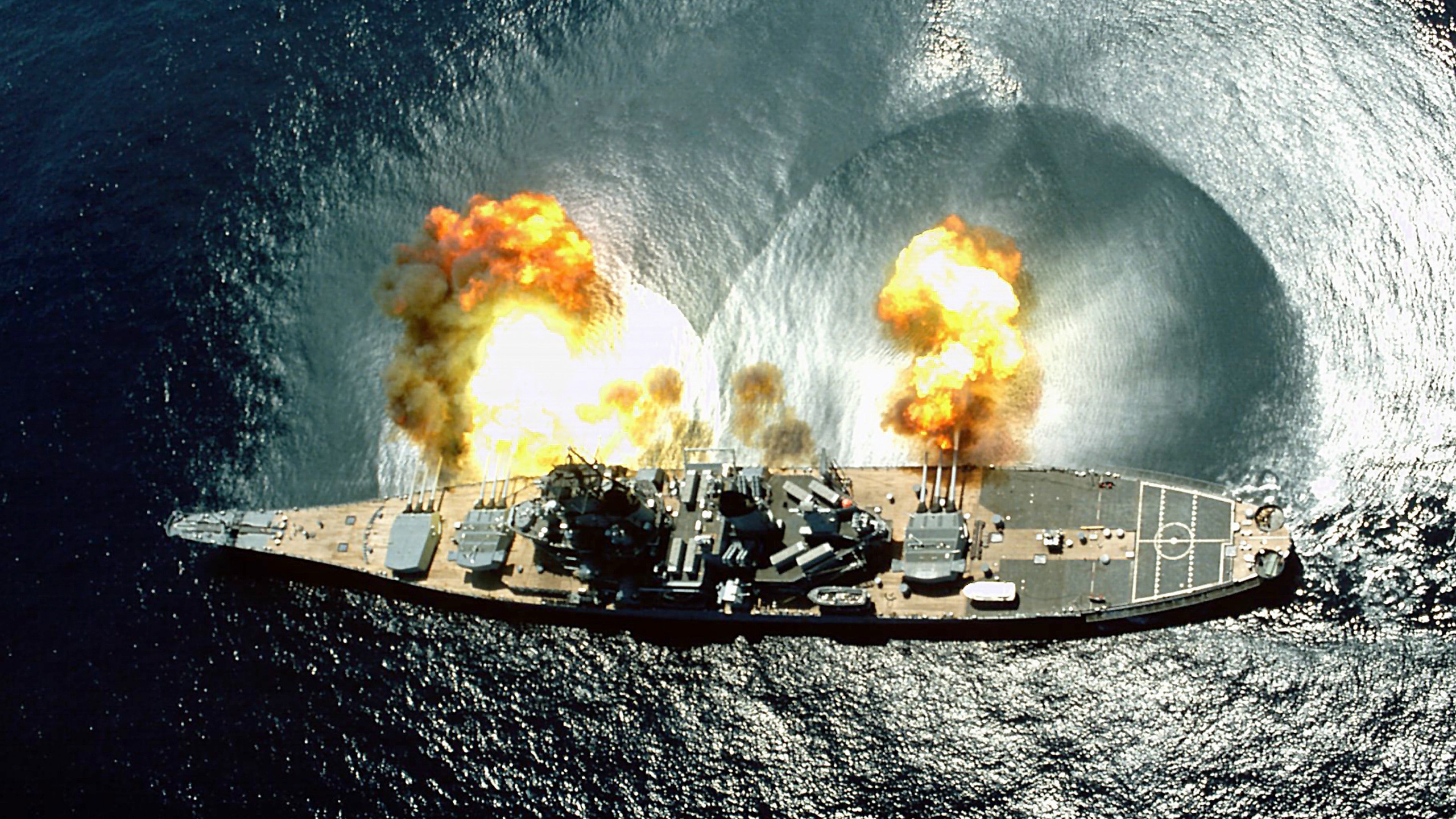 America's Lethal Iowa Class Battleship HD Wallpaper 4K Ultra HD