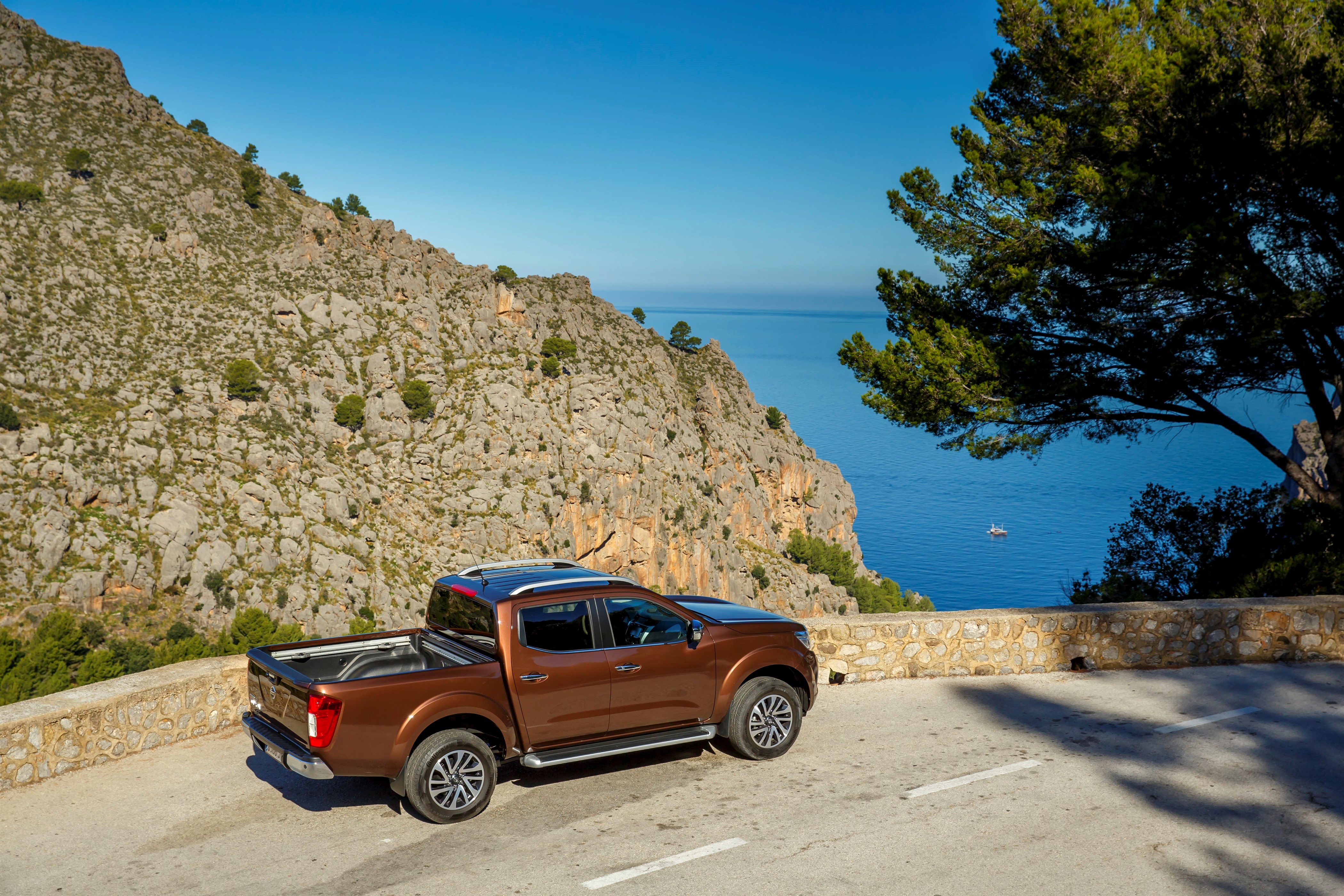 4K, 2015 NP300 Navara, Nissan, Mountains Gallery HD Wallpaper