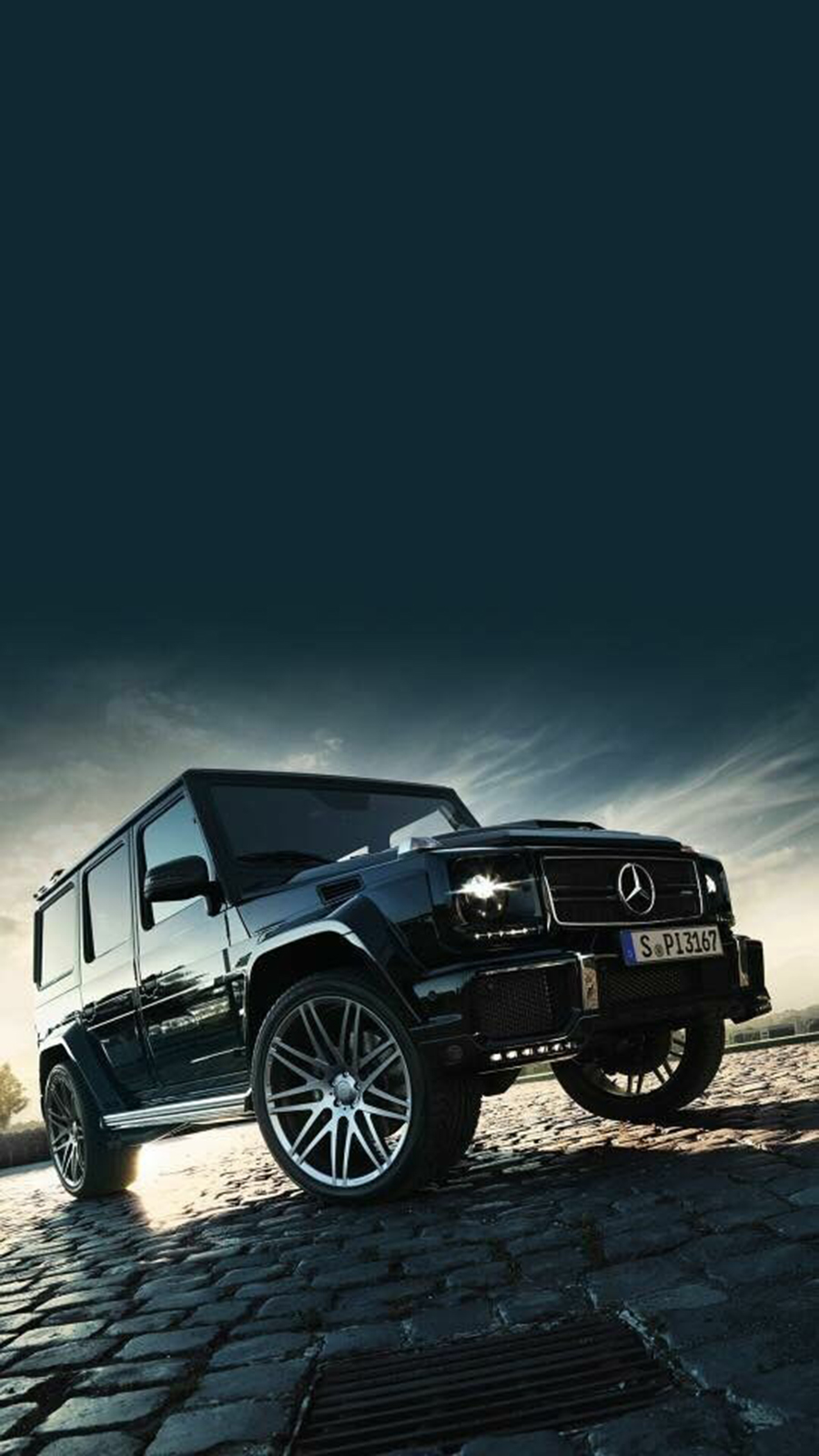 Mercedes 4x4 Super Car Wallpaper for Mobile Free Download